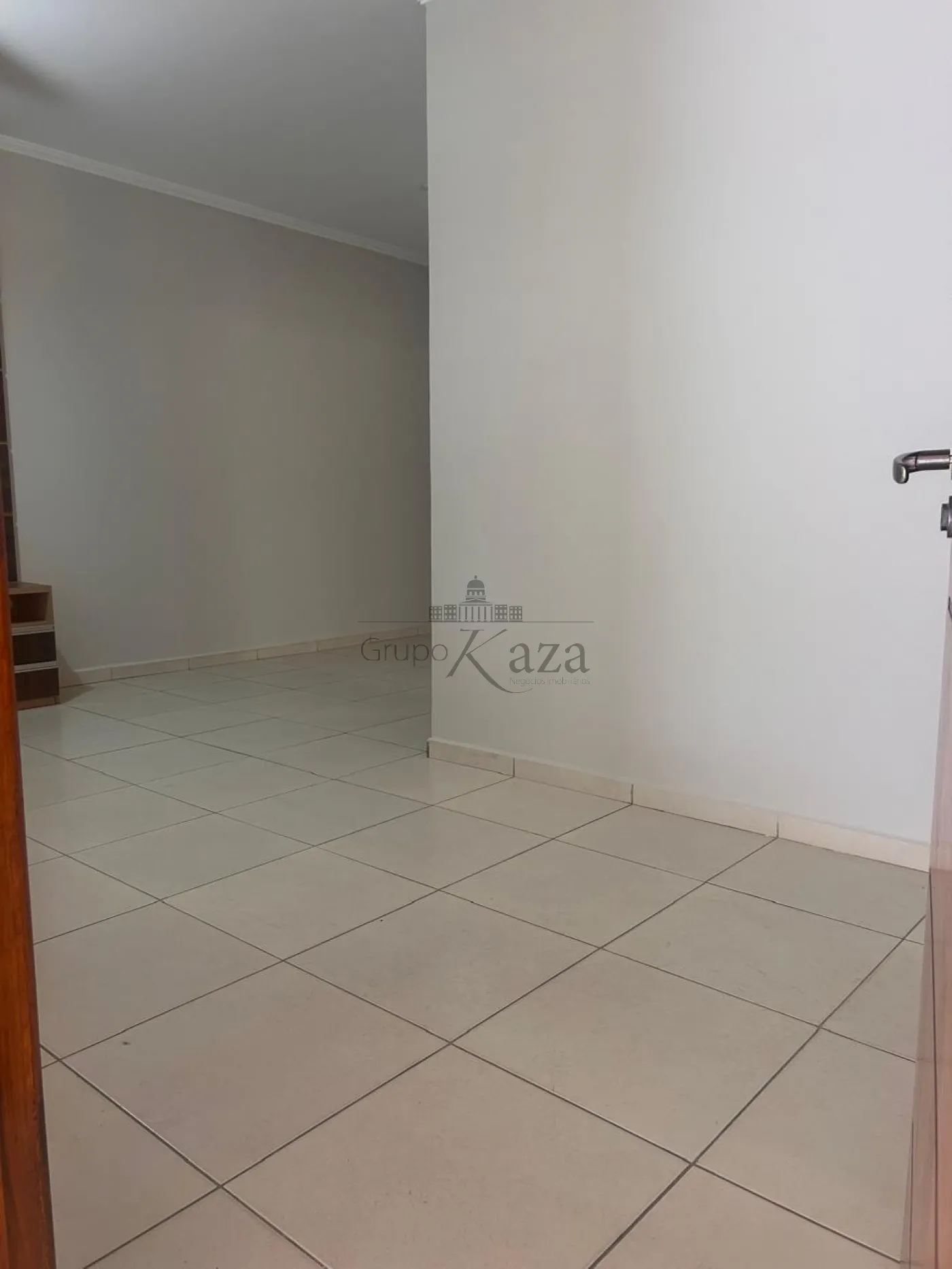 Foto 1 de Casa Padrão em Loteamento Villa Branca, Jacareí - imagem 1