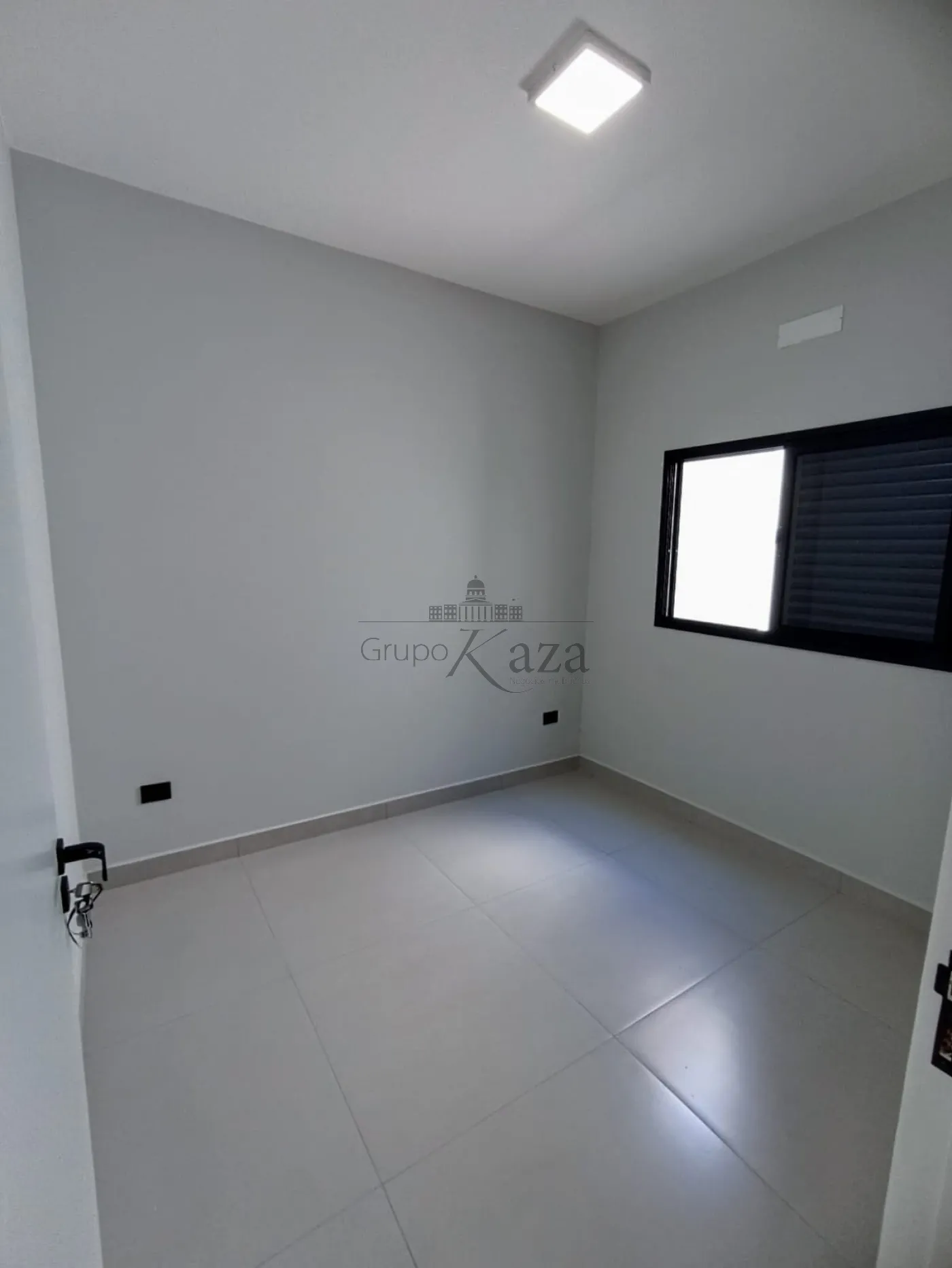 Foto 20 de Casa Padrão em Residencial Santa Paula, Jacareí - imagem 20