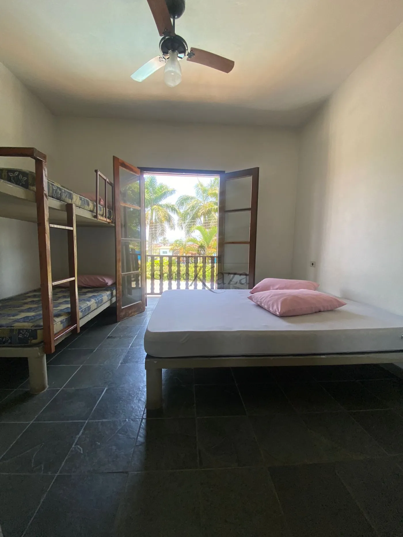 Foto 10 de Casa Condomínio em Pontal de Santa Marina, Caraguatatuba - imagem 10