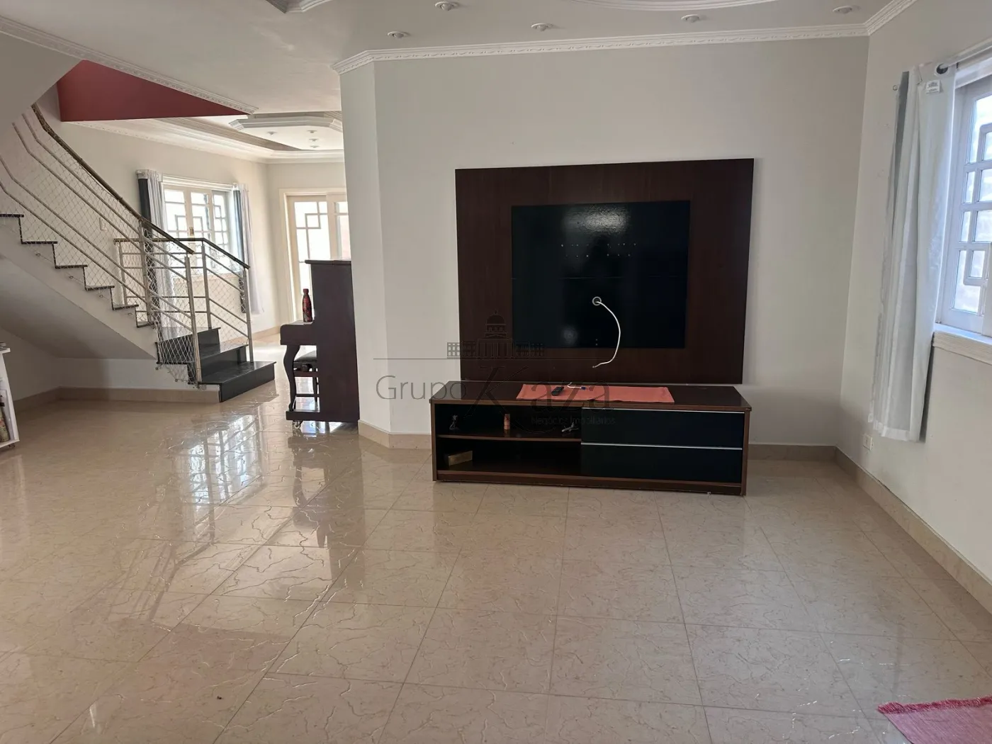 Foto 3 de Casa Sobrado em Jardim Siesta, Jacareí - imagem 3