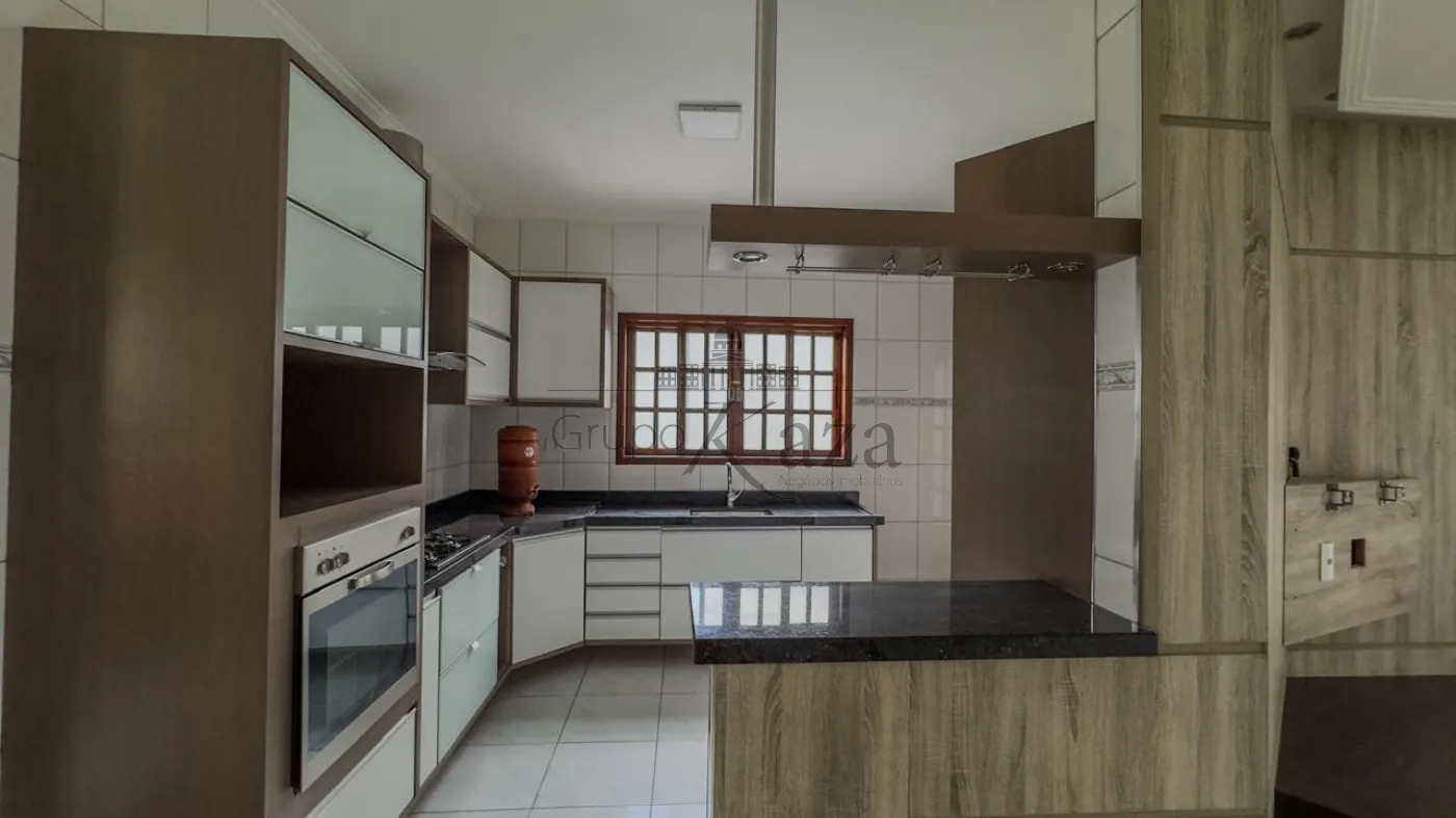 Foto 6 de Casa Padrão em Jardim Altos de Santana II, Jacareí - imagem 6