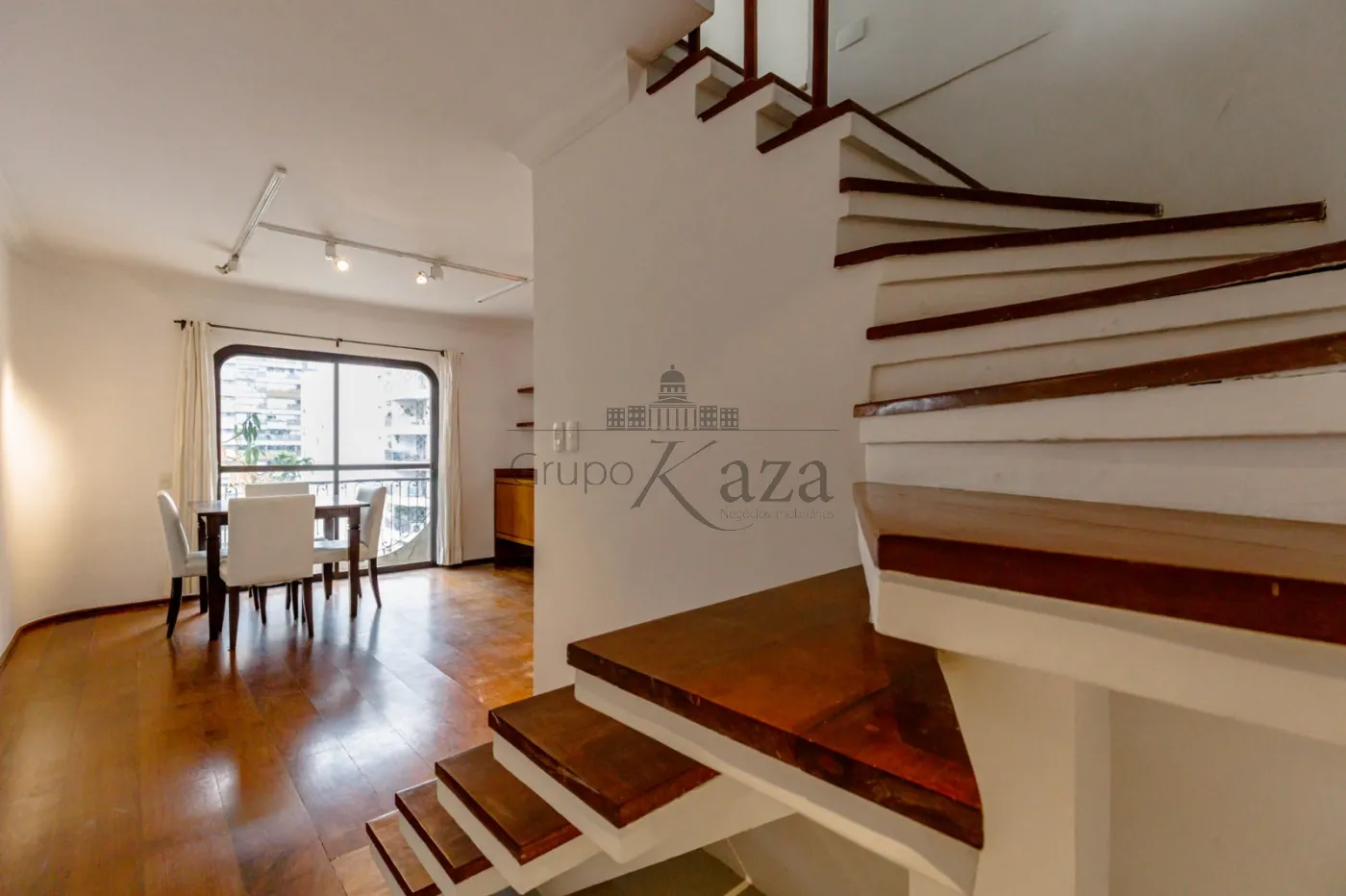 Foto 3 de Apartamento Duplex em Itaim Bibi, São Paulo - imagem 3
