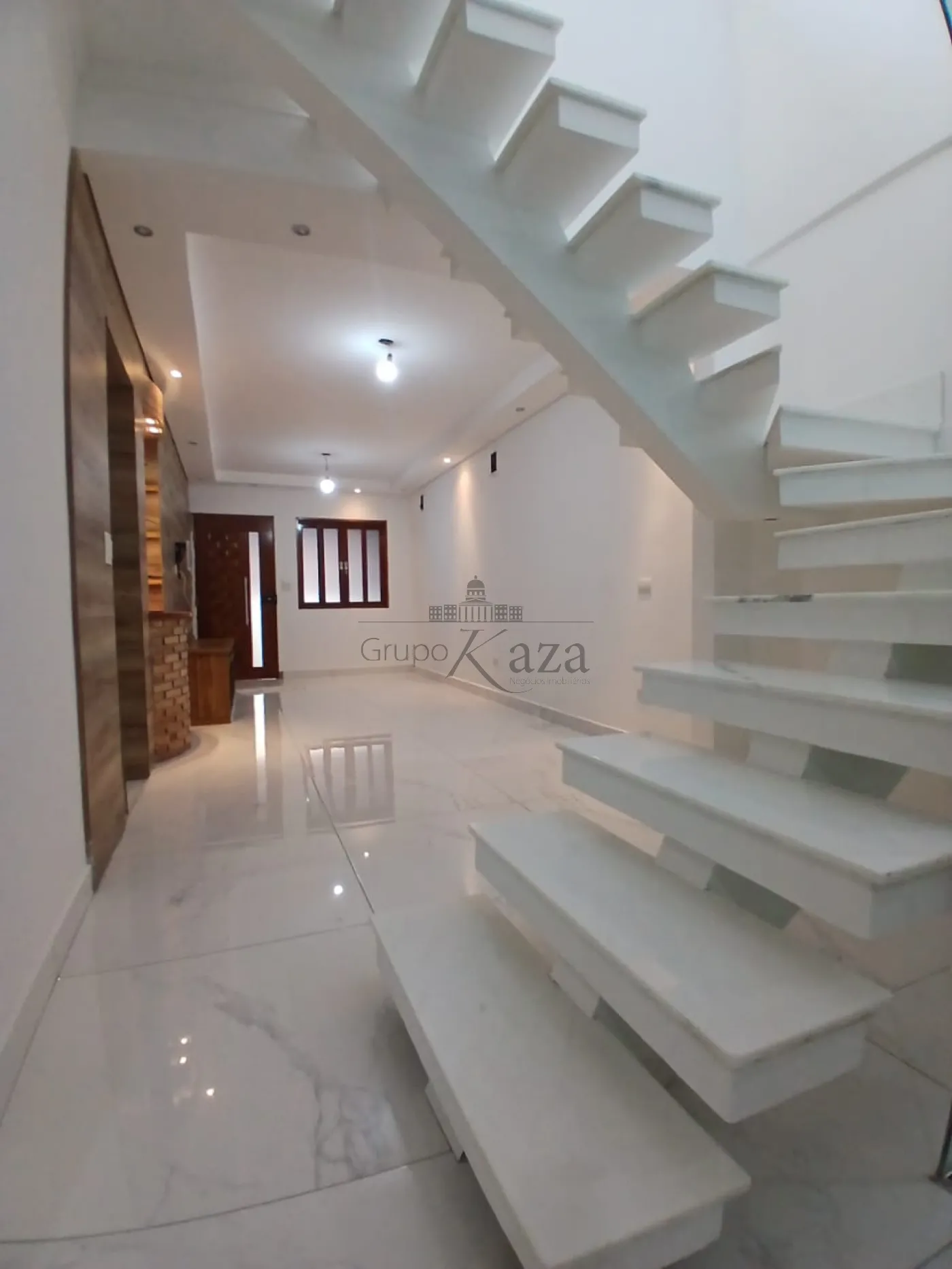 Foto 2 de Casa Condomínio em Jardim Paraíso, Jacareí - imagem 2