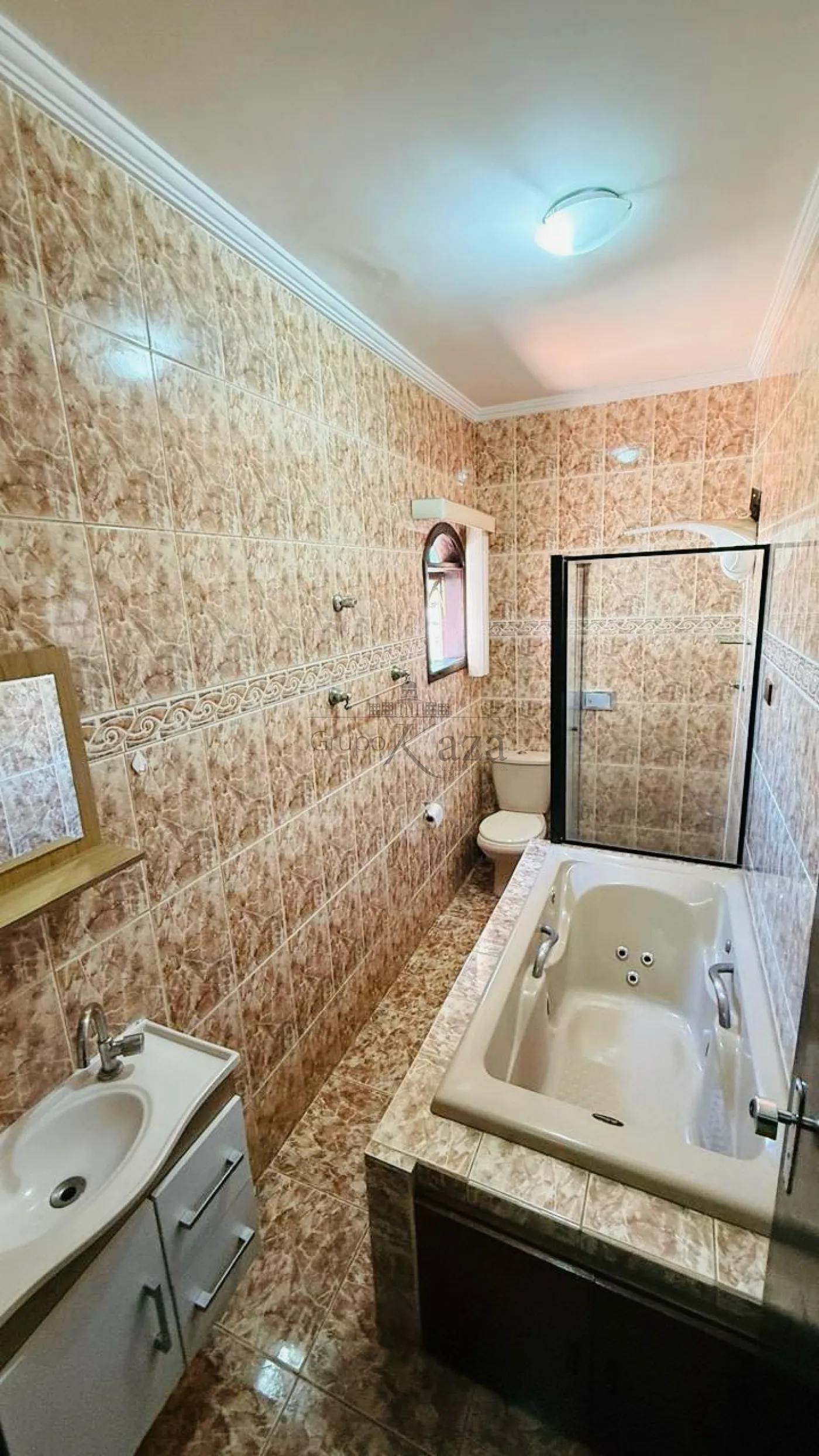 Foto 6 de Casa Sobrado em Vila Tatetuba, São José dos Campos - imagem 6