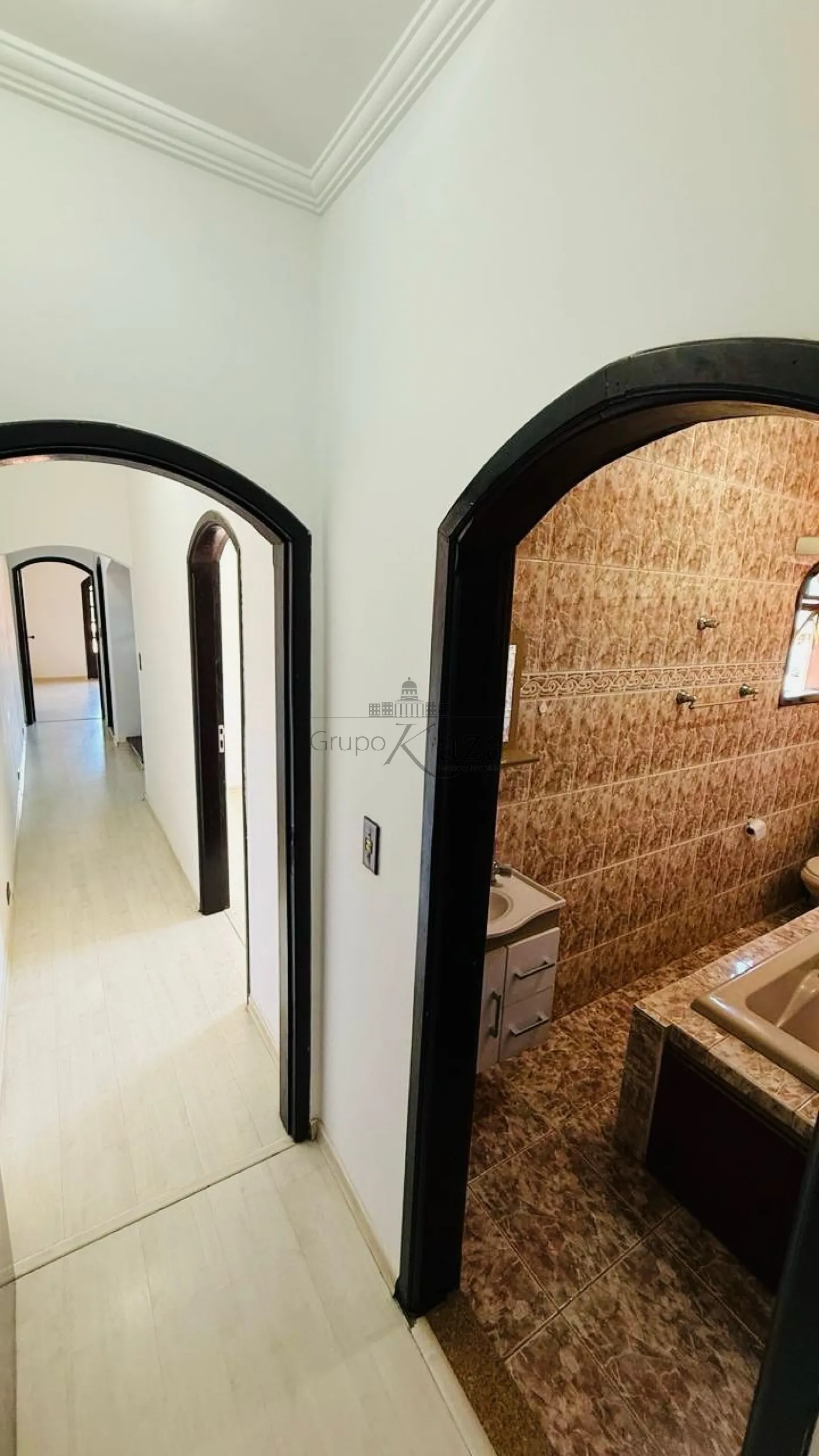 Foto 5 de Casa Sobrado em Vila Tatetuba, São José dos Campos - imagem 5