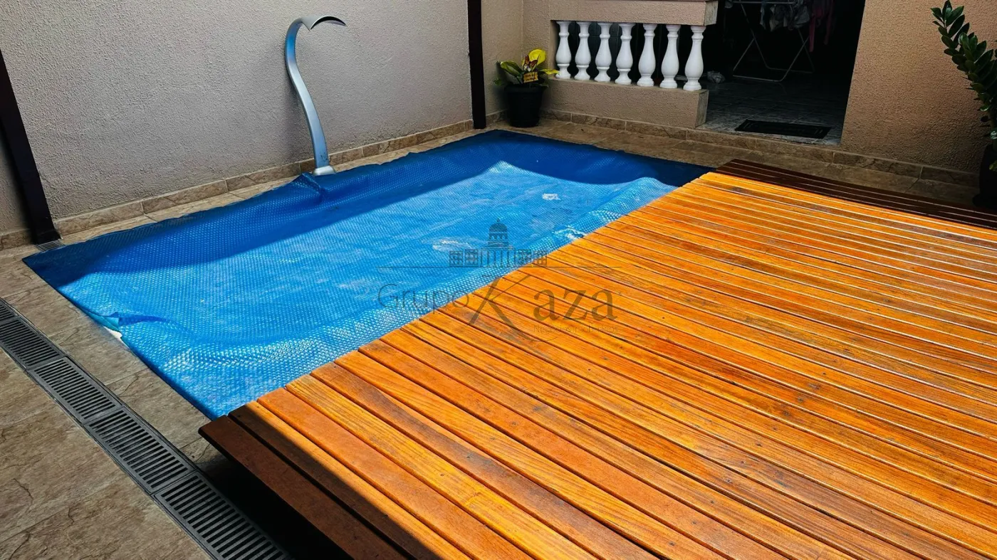Foto 15 de Casa Sobrado em Vila Tatetuba, São José dos Campos - imagem 15
