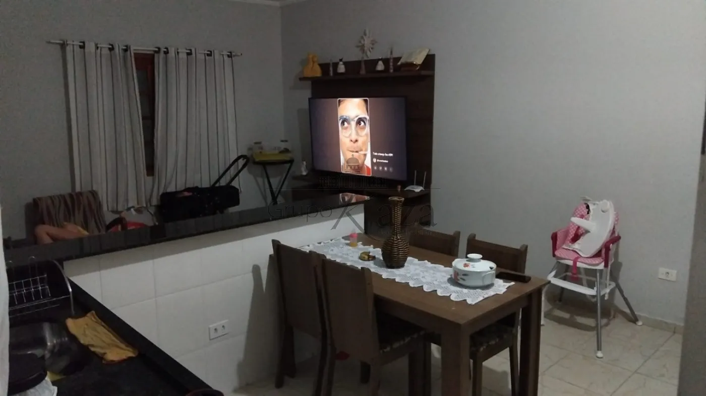 Foto 2 de Casa Padrão em Jardim dos Bandeirantes, São José dos Campos - imagem 2