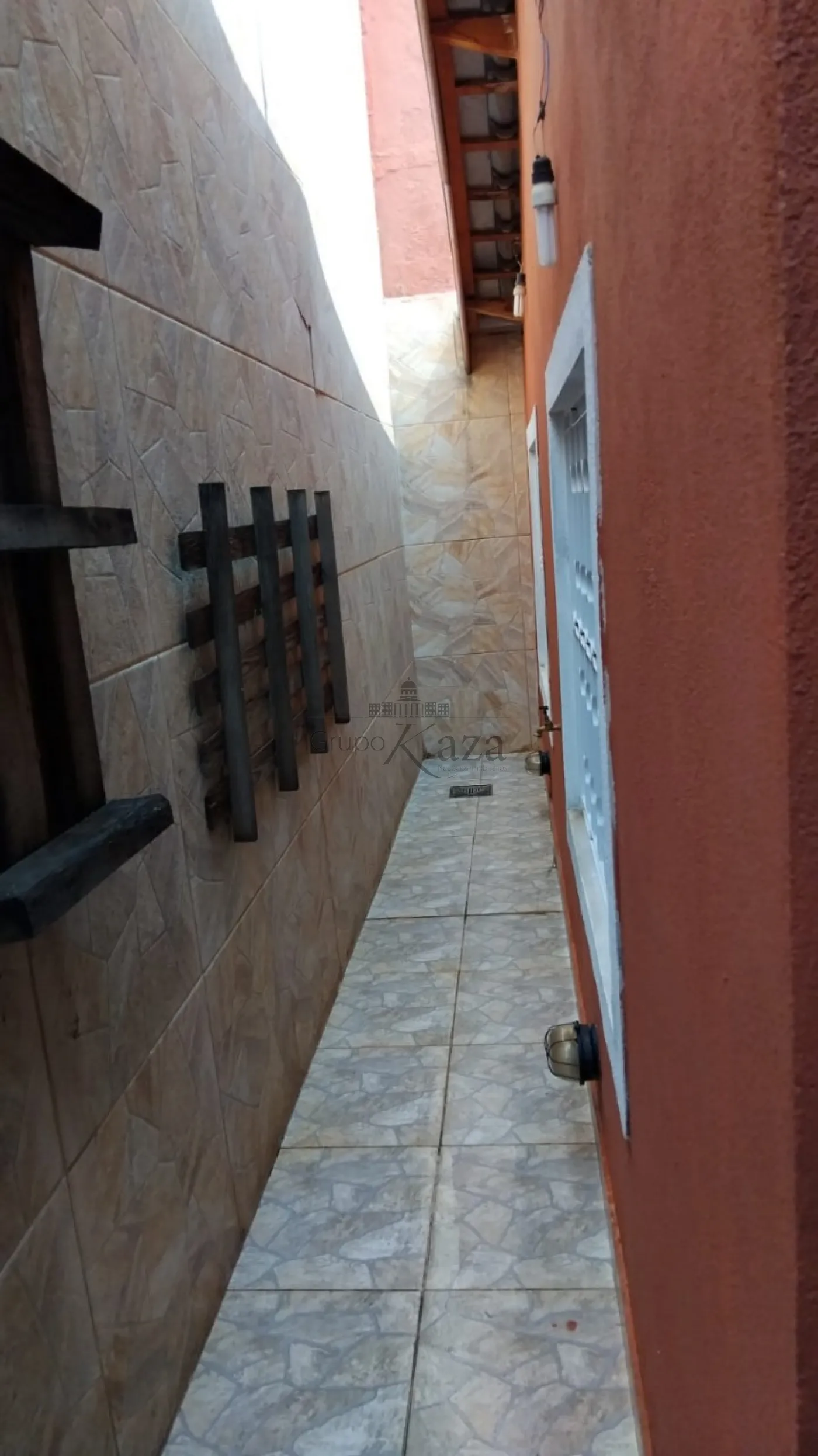 Foto 13 de Casa Padrão em Jardim dos Bandeirantes, São José dos Campos - imagem 13