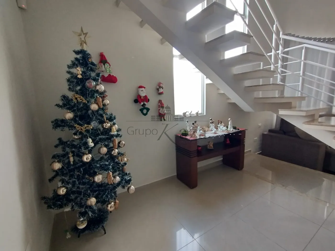 Foto 4 de Casa Padrão em Jardim Santa Maria, Jacareí - imagem 4