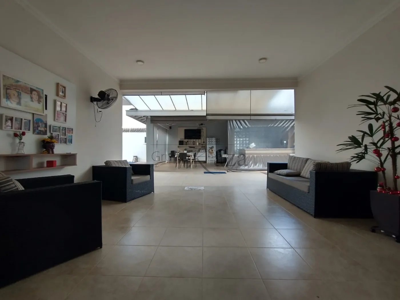 Foto 16 de Casa Padrão em Jardim Santa Maria, Jacareí - imagem 16