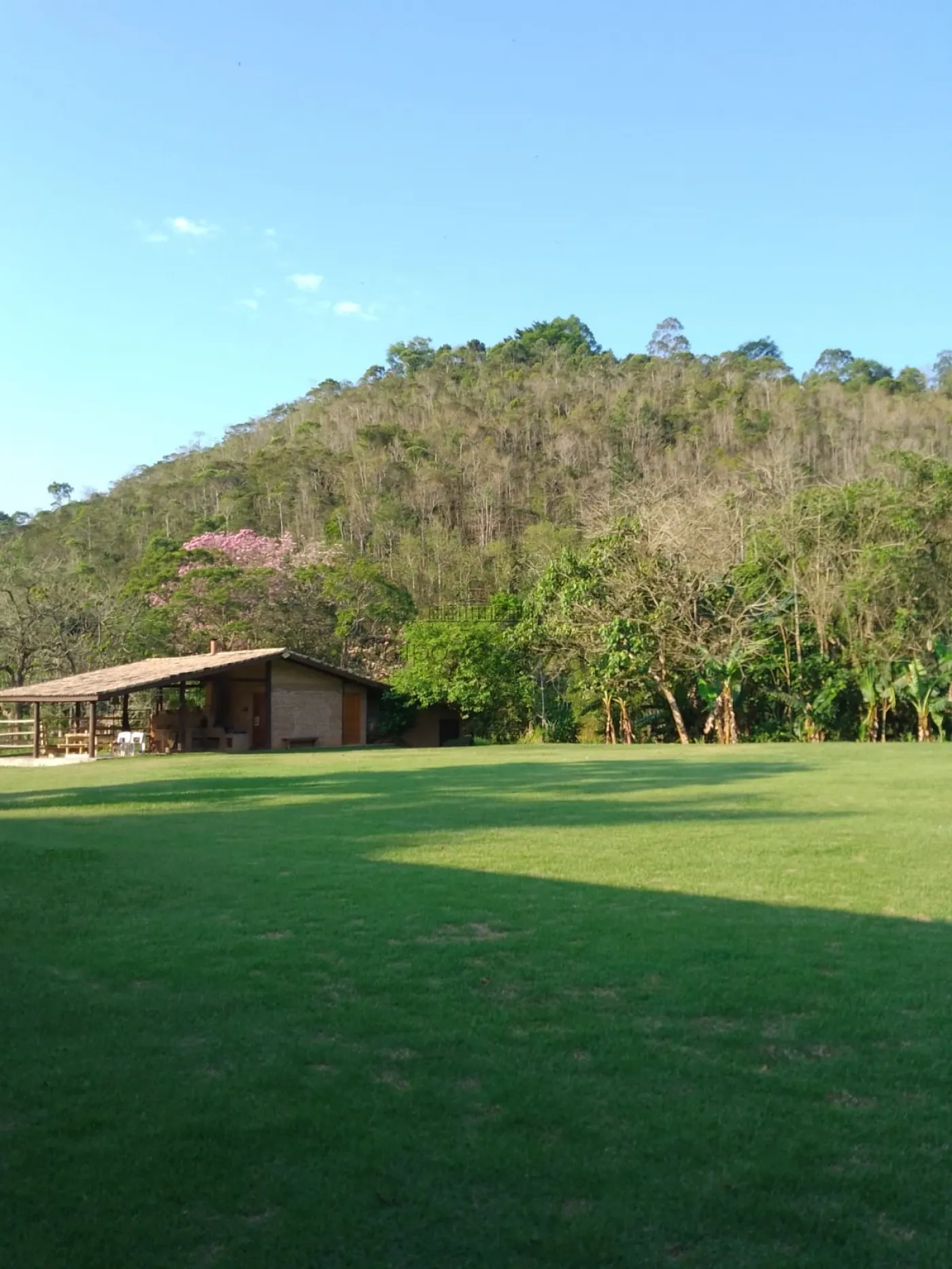 Foto 1 de Rural Chácara em Buquirinha, São José dos Campos - imagem 1