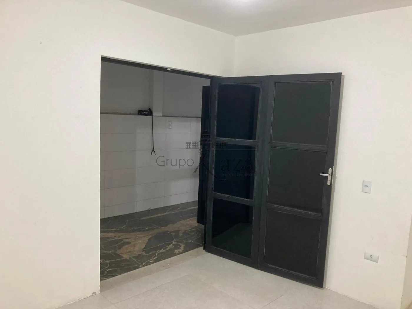 Foto 7 de Comercial Casa em Vila Guaianazes, São José dos Campos - imagem 7