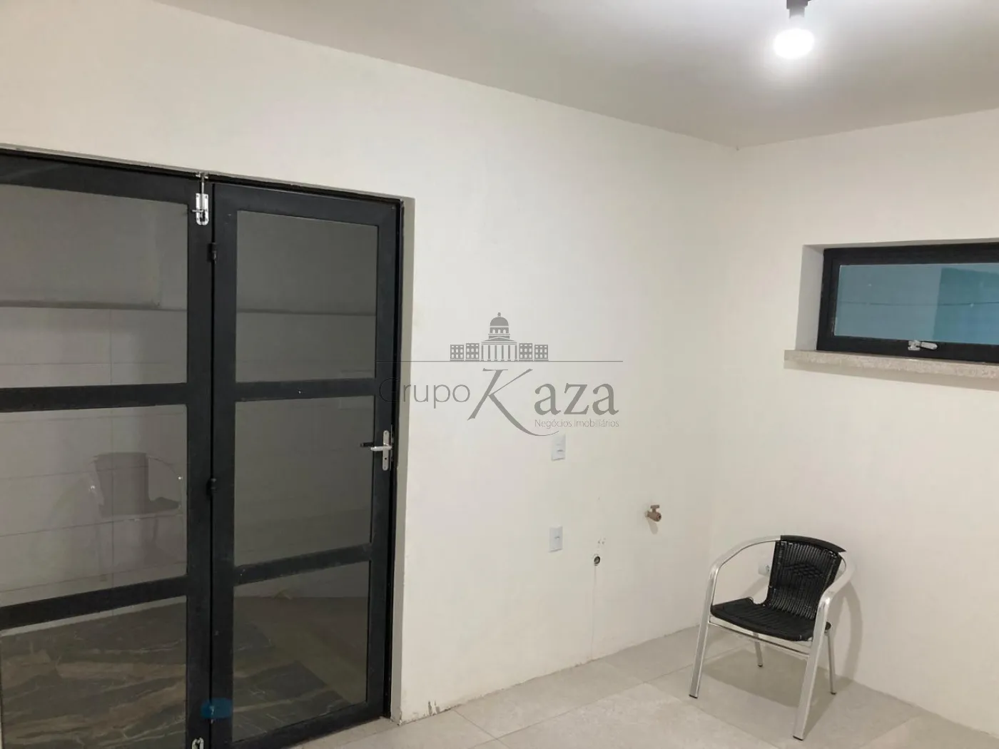 Foto 4 de Comercial Casa em Vila Guaianazes, São José dos Campos - imagem 4