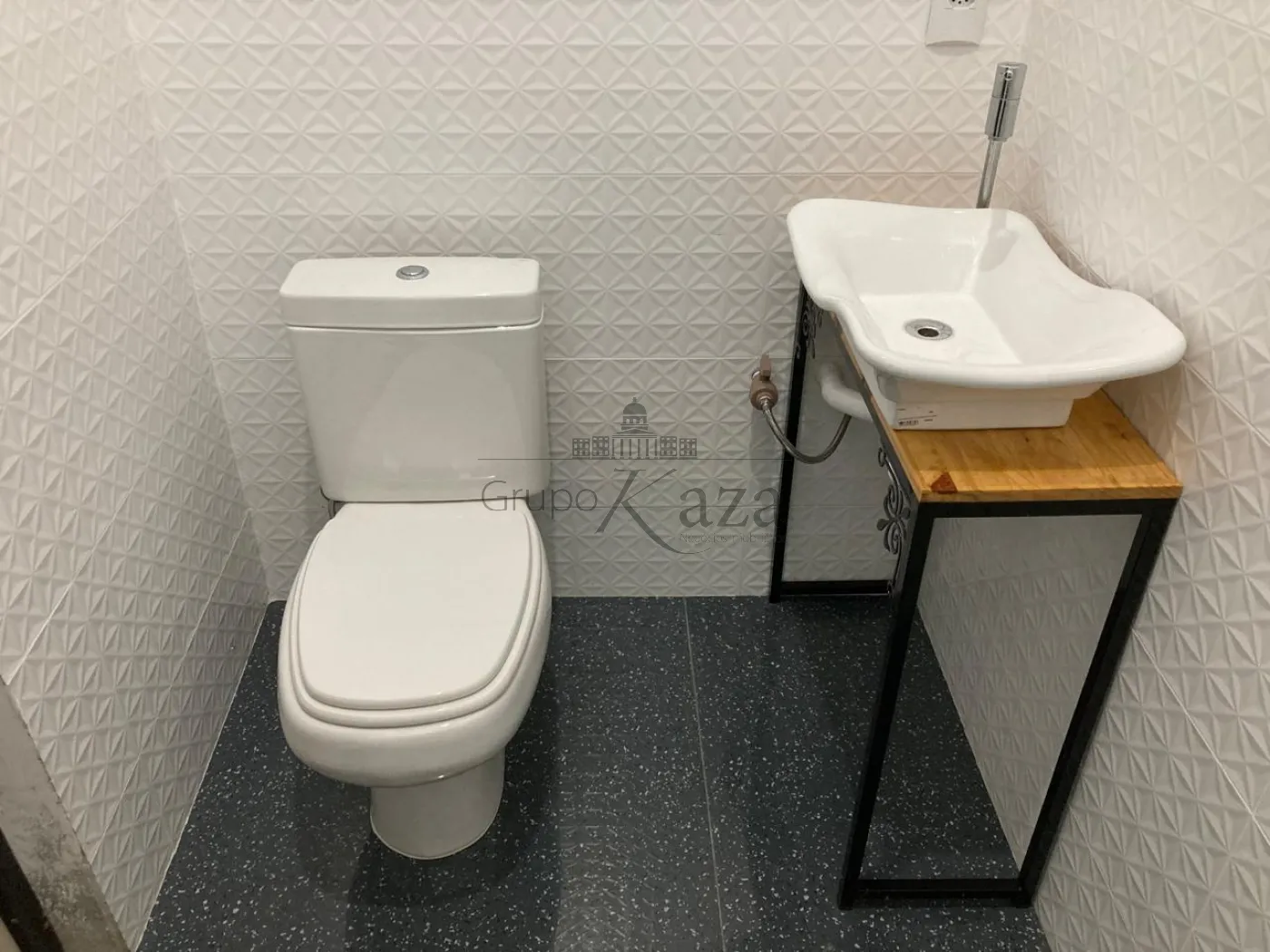 Foto 10 de Comercial Casa em Vila Guaianazes, São José dos Campos - imagem 10