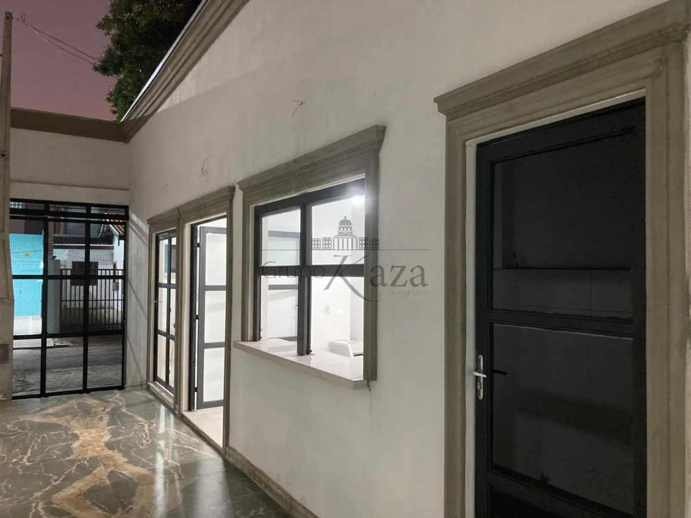 Foto 12 de Comercial Casa em Vila Guaianazes, São José dos Campos - imagem 12