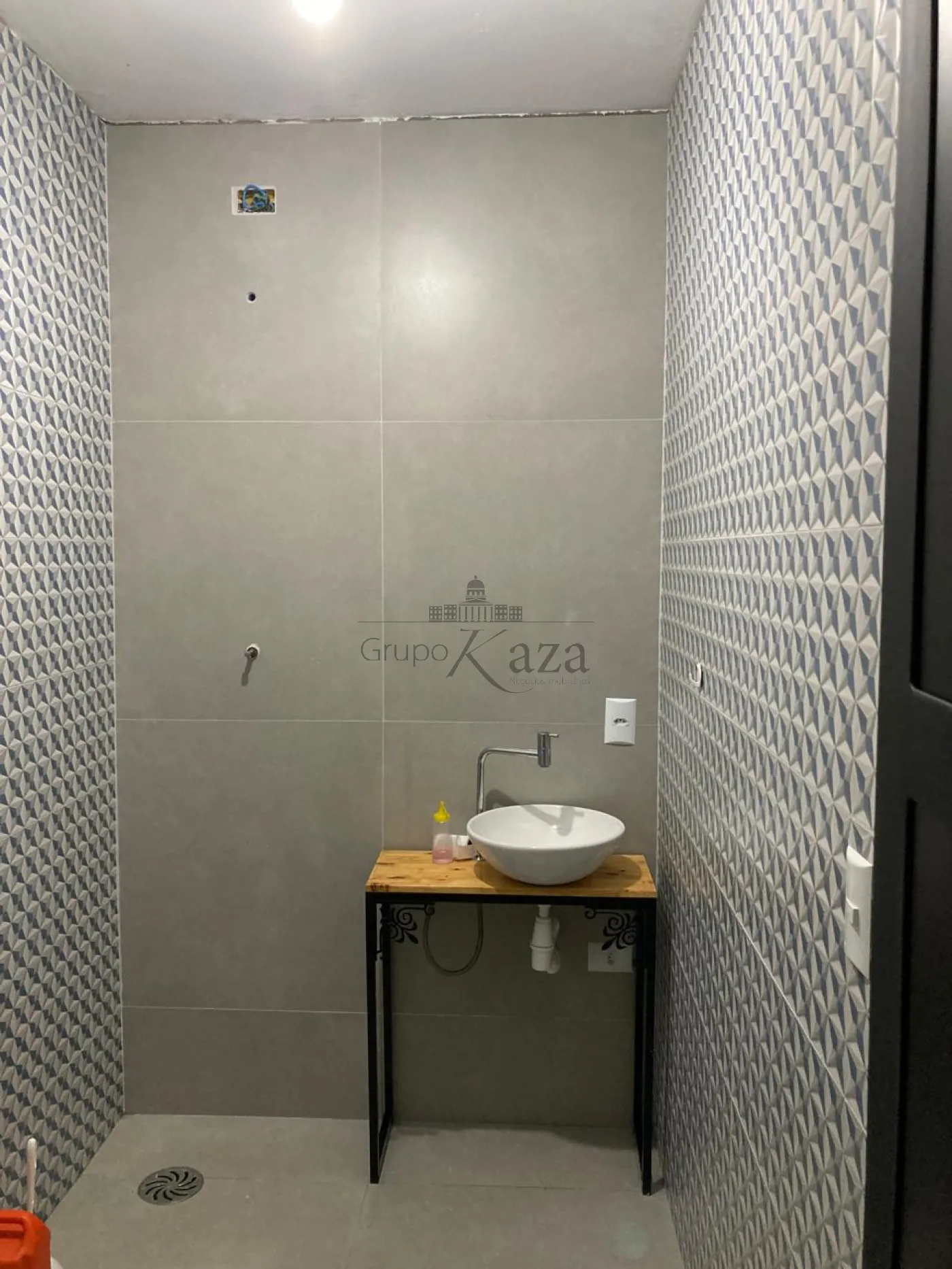 Foto 8 de Comercial Casa em Vila Guaianazes, São José dos Campos - imagem 8