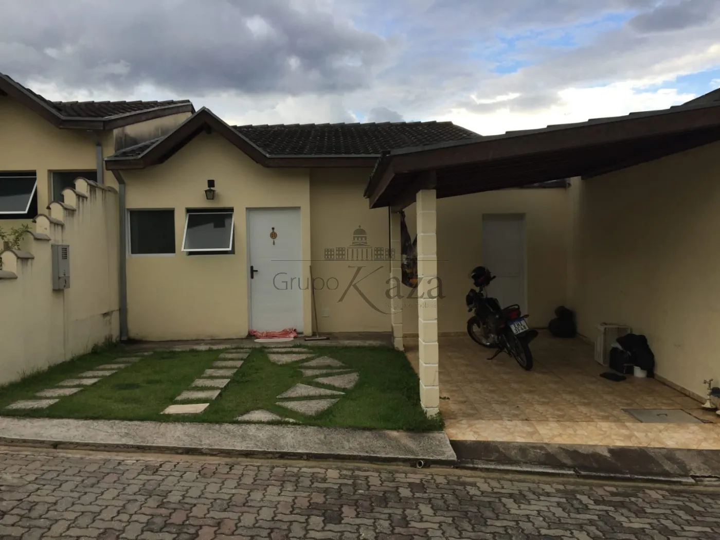 Foto 1 de Casa Condomínio em Loteamento Jardim Sol Nascente, Jacareí - imagem 1