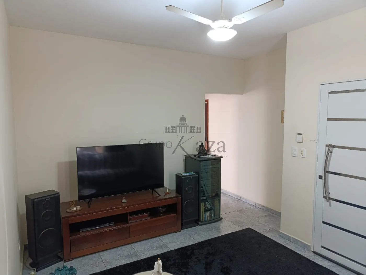 Foto 1 de Casa Padrão em Jardim Santa Maria, Jacareí - imagem 1