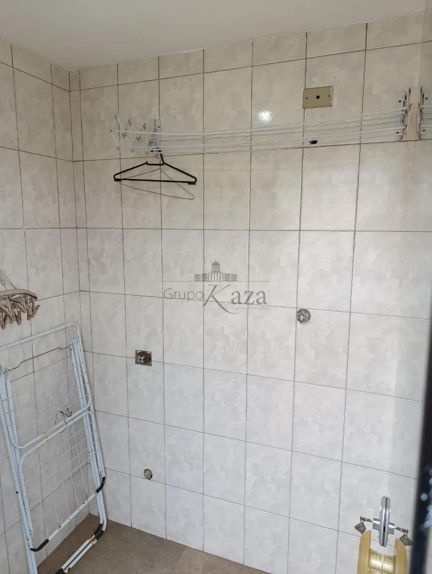 Foto 20 de Casa Padrão em Jardim Santa Maria, Jacareí - imagem 20