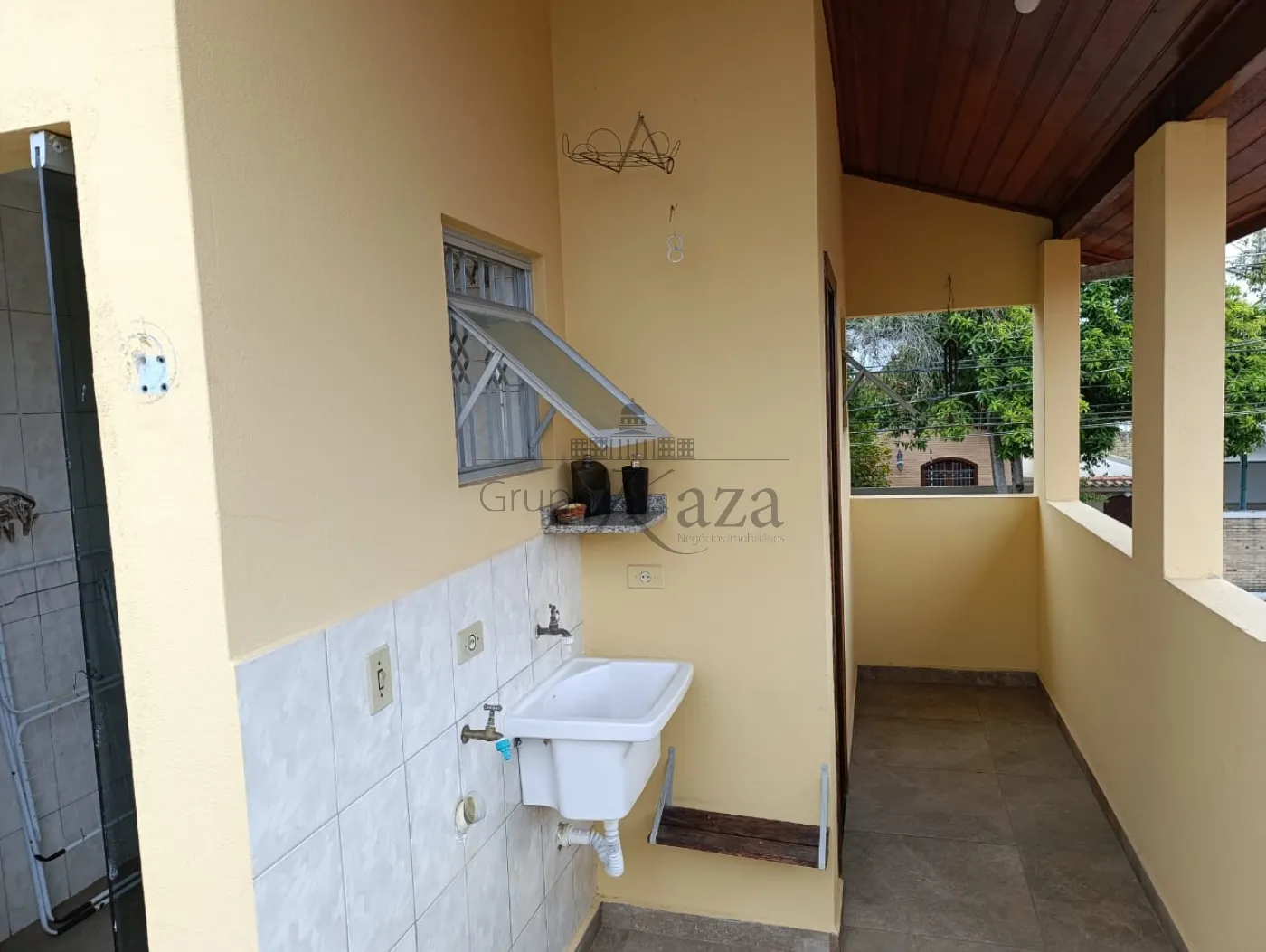 Foto 21 de Casa Padrão em Jardim Santa Maria, Jacareí - imagem 21