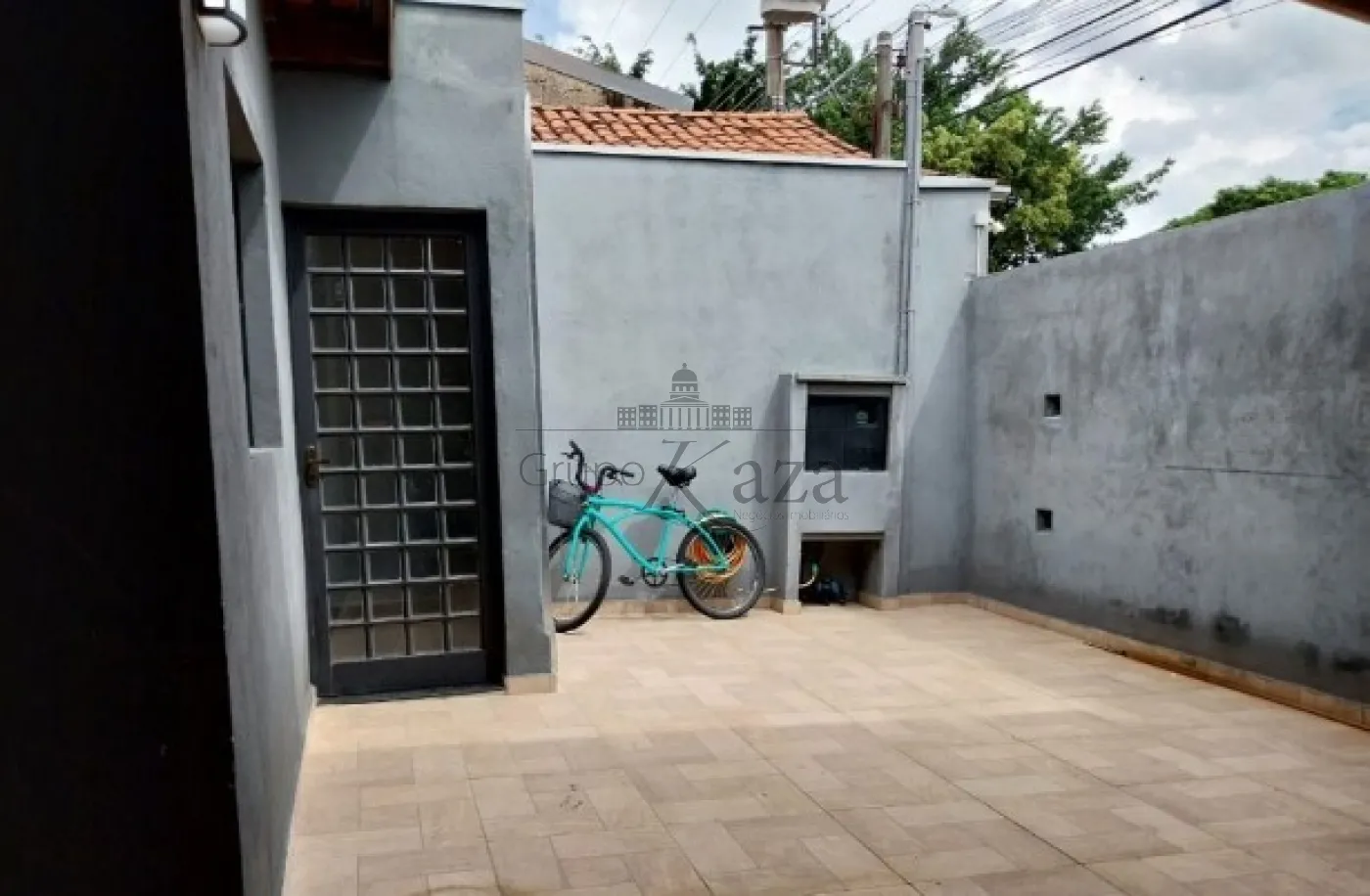 Foto 10 de Casa Padrão em Conjunto Residencial Trinta e Um de Março, São José dos Campos - imagem 10