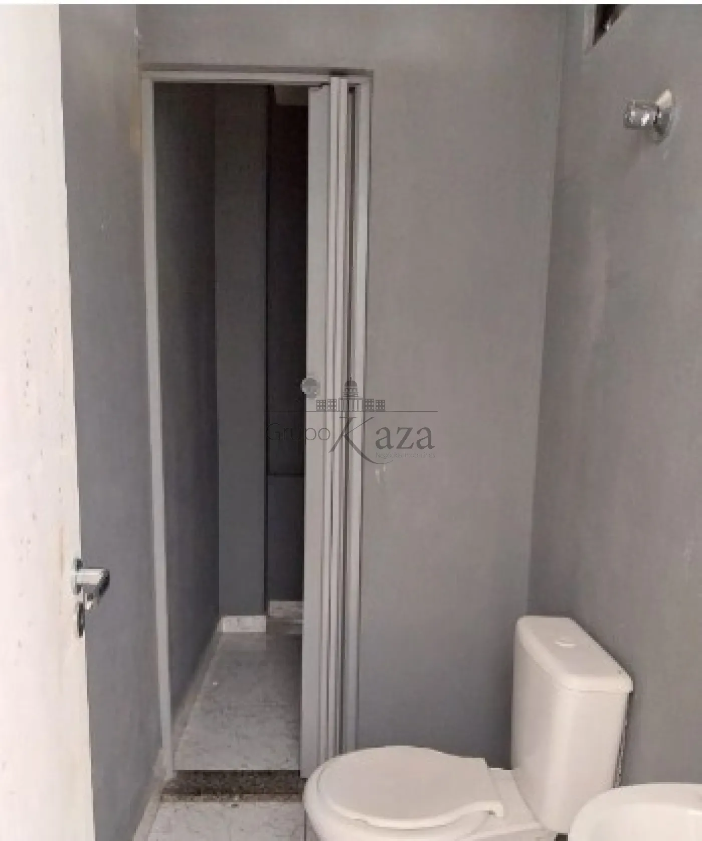 Foto 11 de Casa Padrão em Conjunto Residencial Trinta e Um de Março, São José dos Campos - imagem 11