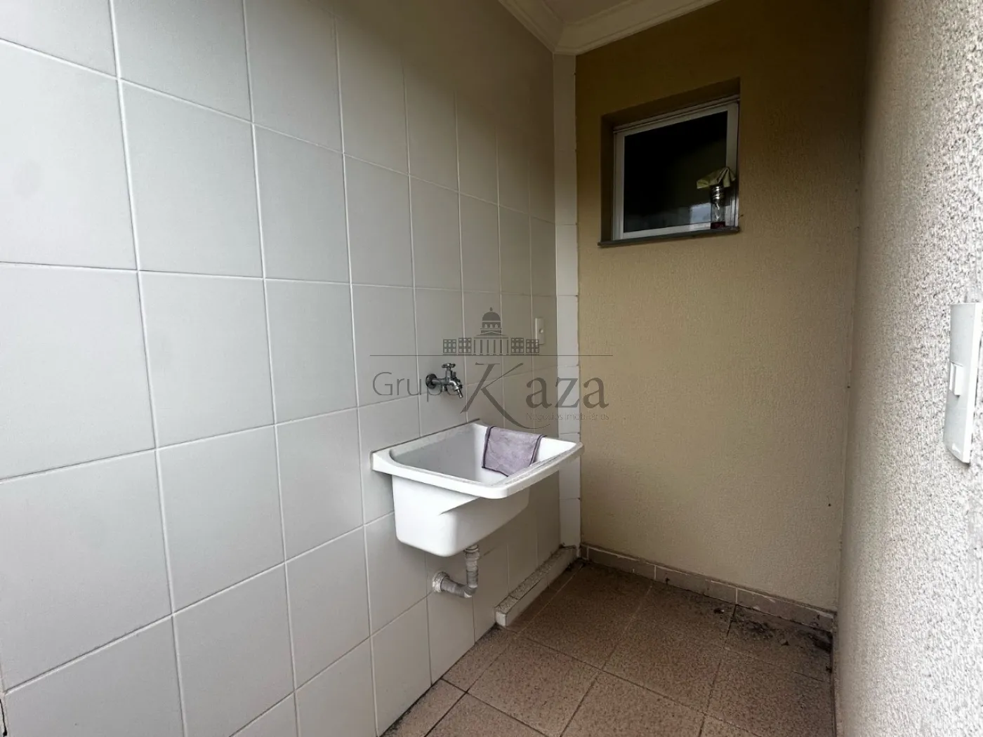 Foto 12 de Casa Condomínio em Jardim Colonia, Jacareí - imagem 12