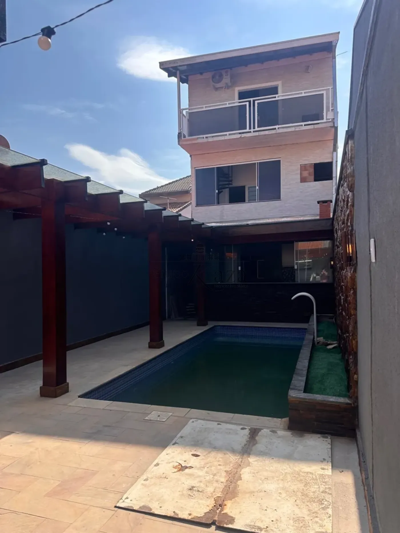 Foto 1 de Casa Sobrado em Residencial Altos do Bosque, São José dos Campos - imagem 1