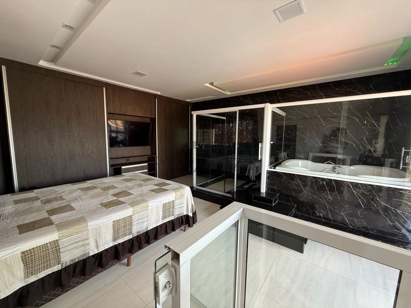 Foto 14 de Casa Sobrado em Residencial Altos do Bosque, São José dos Campos - imagem 14