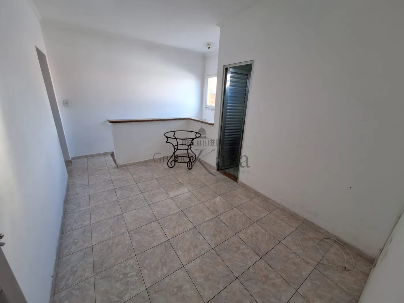 Foto 2 de Casa Padrão em Cidade Morumbi, São José dos Campos - imagem 2