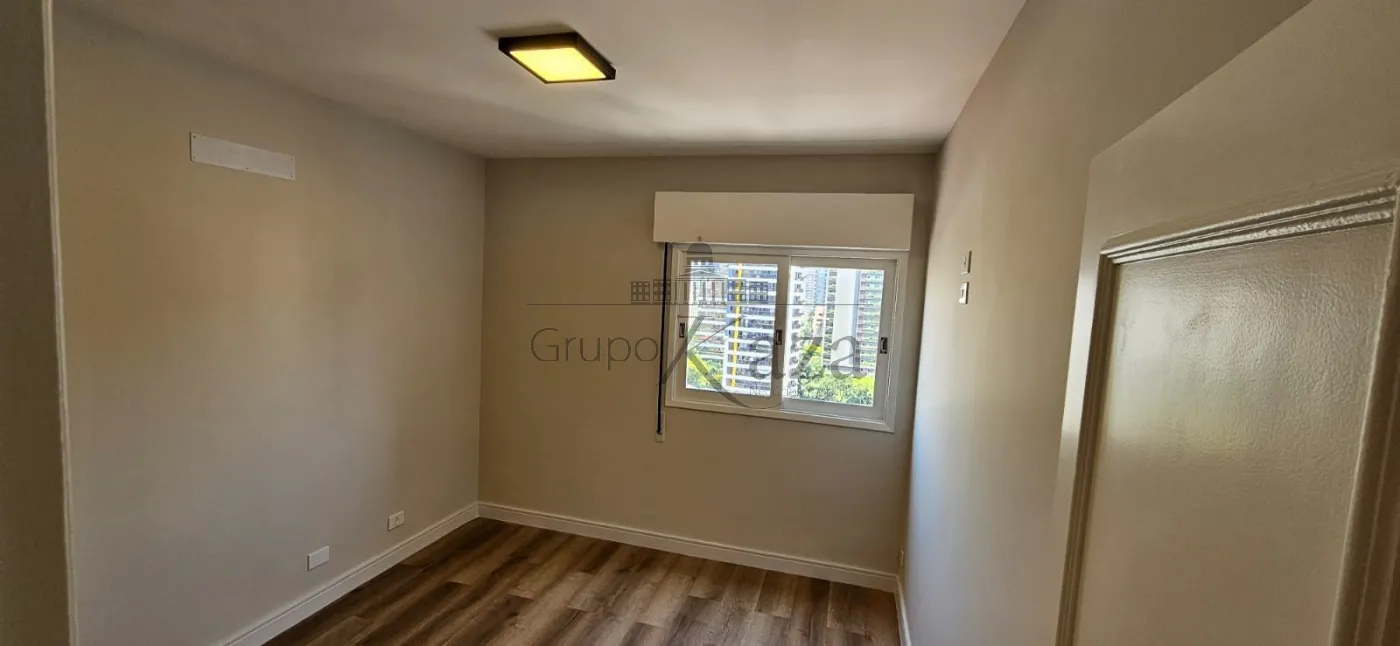 Foto 5 de Apartamento Padrão em Vila Nova Conceição, São Paulo - imagem 5