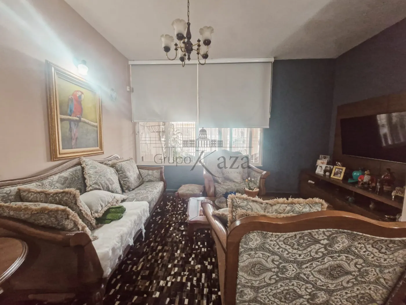 Foto 1 de Casa Padrão em Parque Brasil, Jacareí - imagem 1