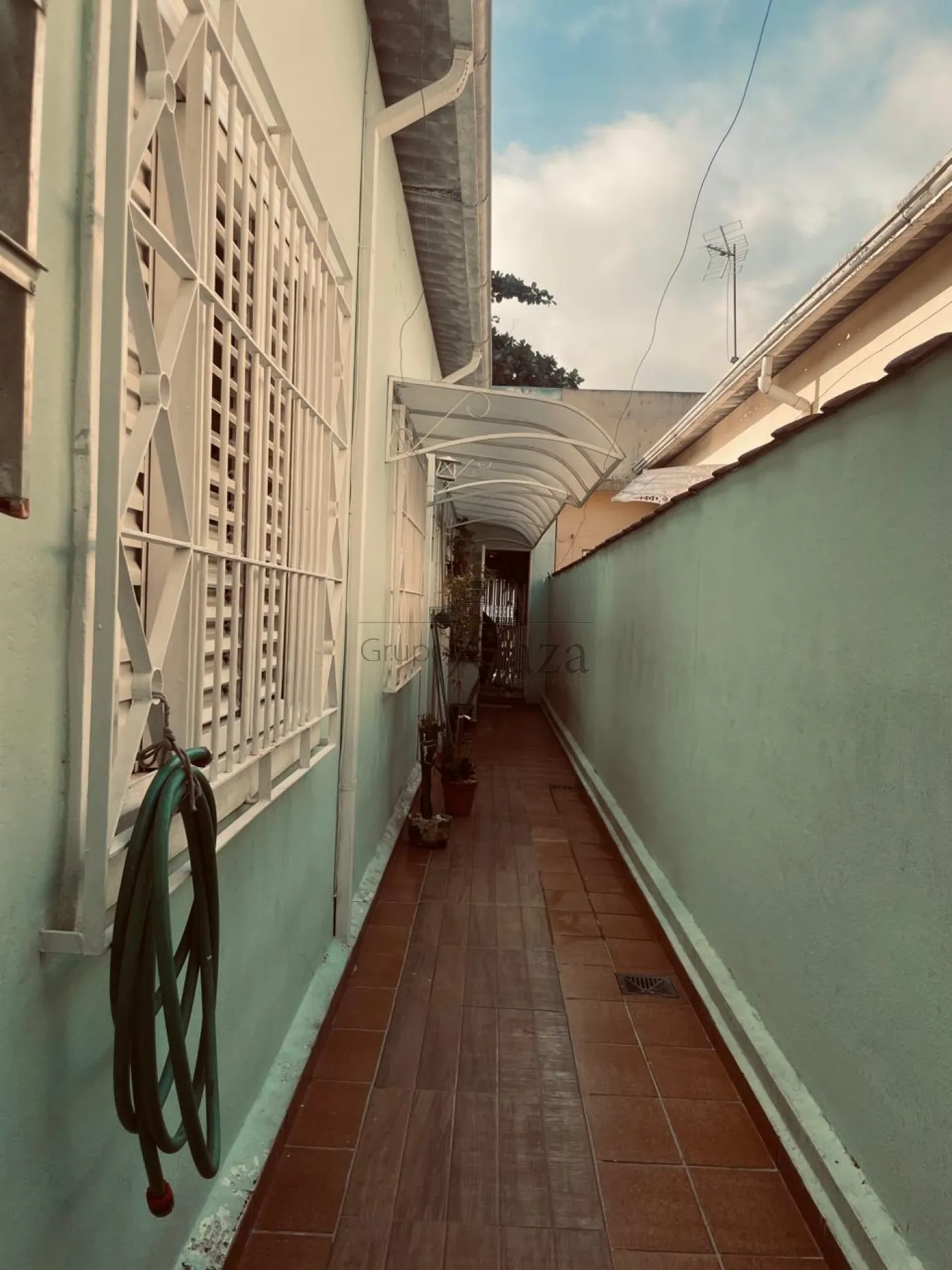 Foto 15 de Casa Padrão em Parque Brasil, Jacareí - imagem 15