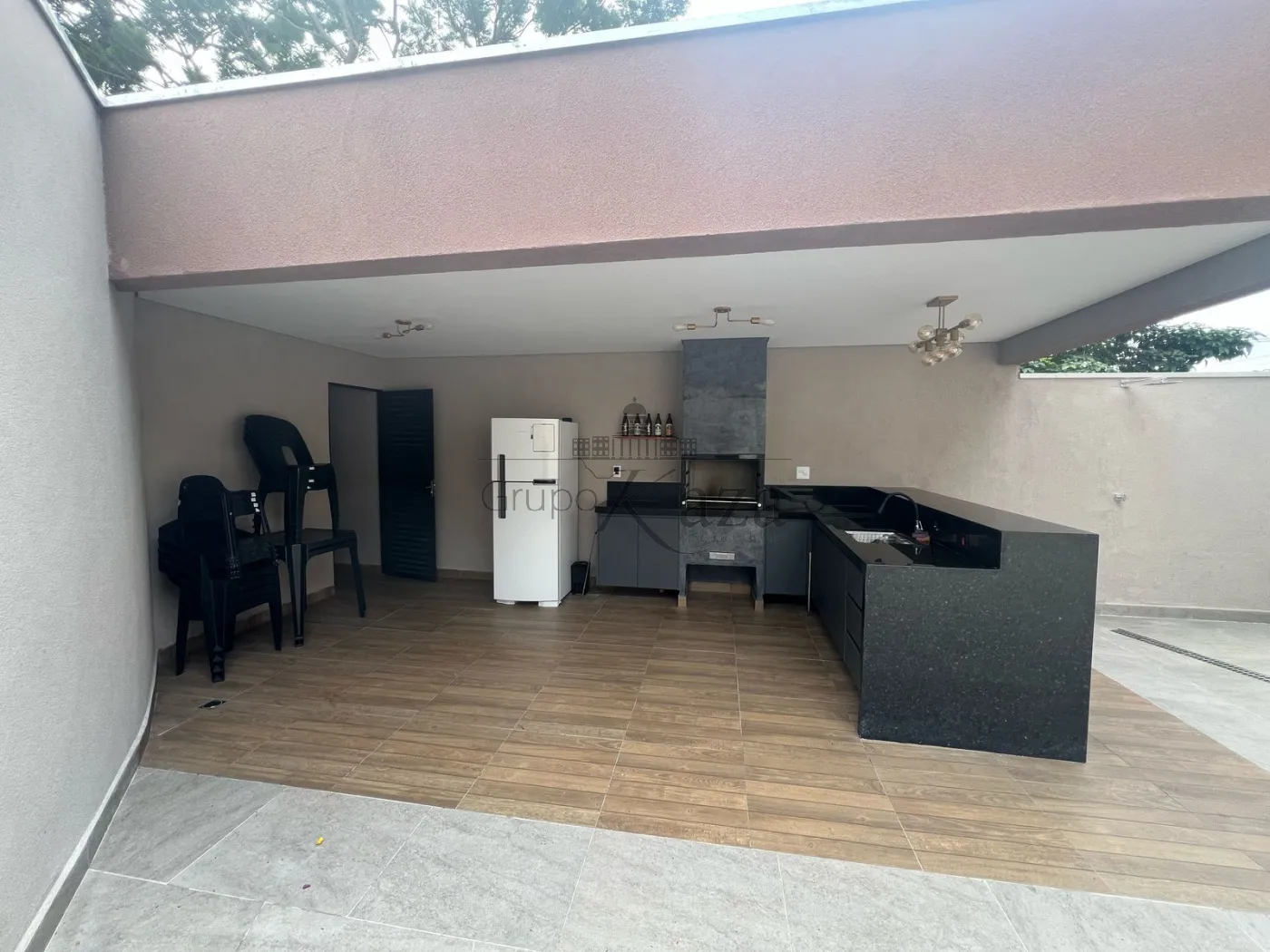Foto 19 de Casa Padrão em Jardim Rodolfo, São José dos Campos - imagem 19