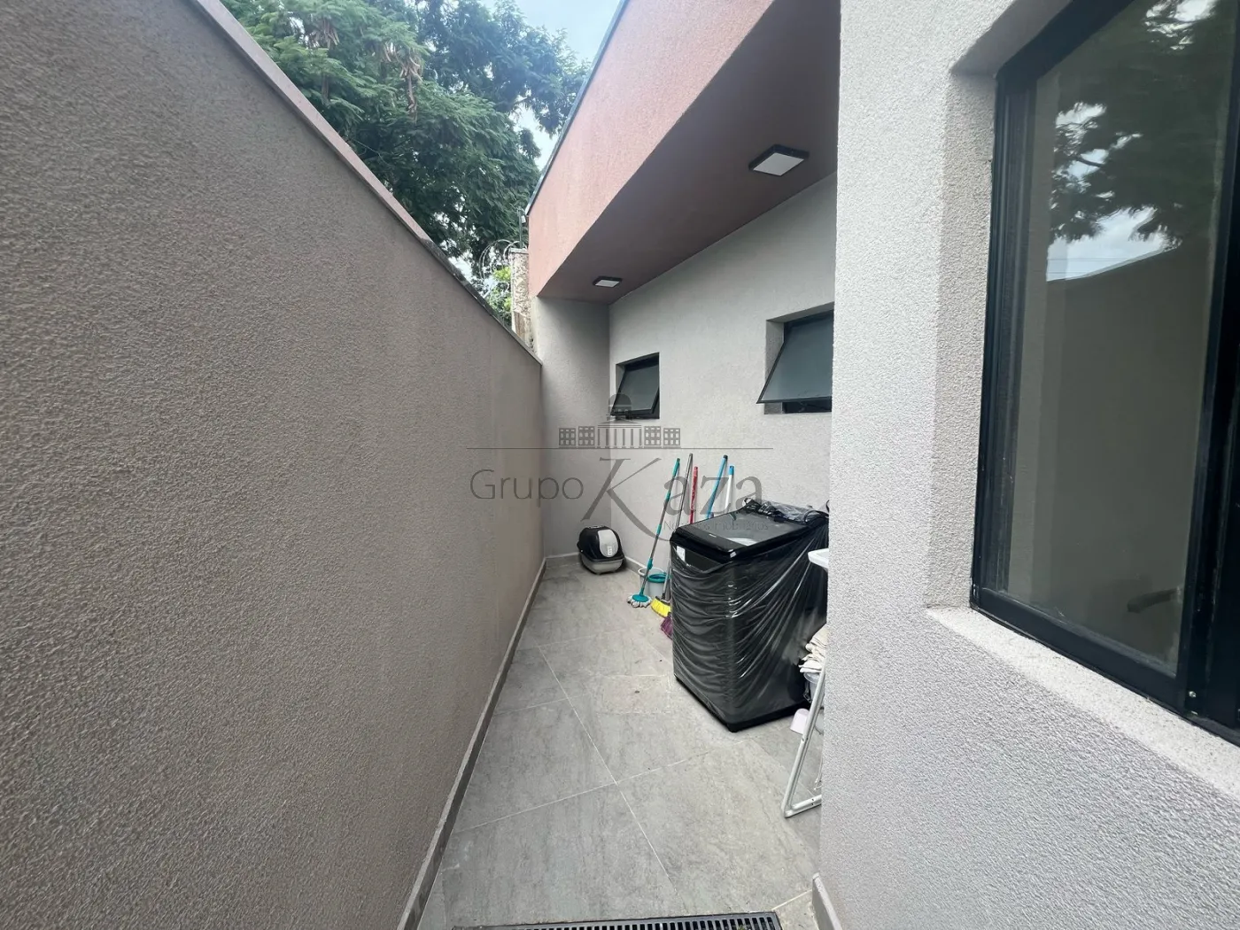 Foto 17 de Casa Padrão em Jardim Rodolfo, São José dos Campos - imagem 17