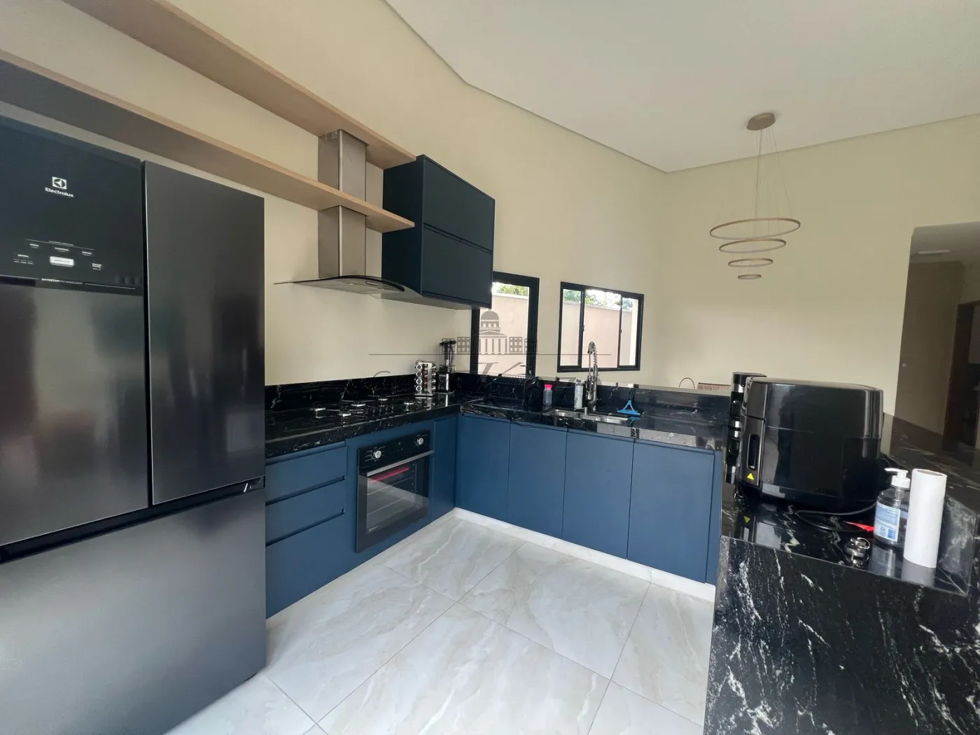 Foto 4 de Casa Padrão em Jardim Rodolfo, São José dos Campos - imagem 4