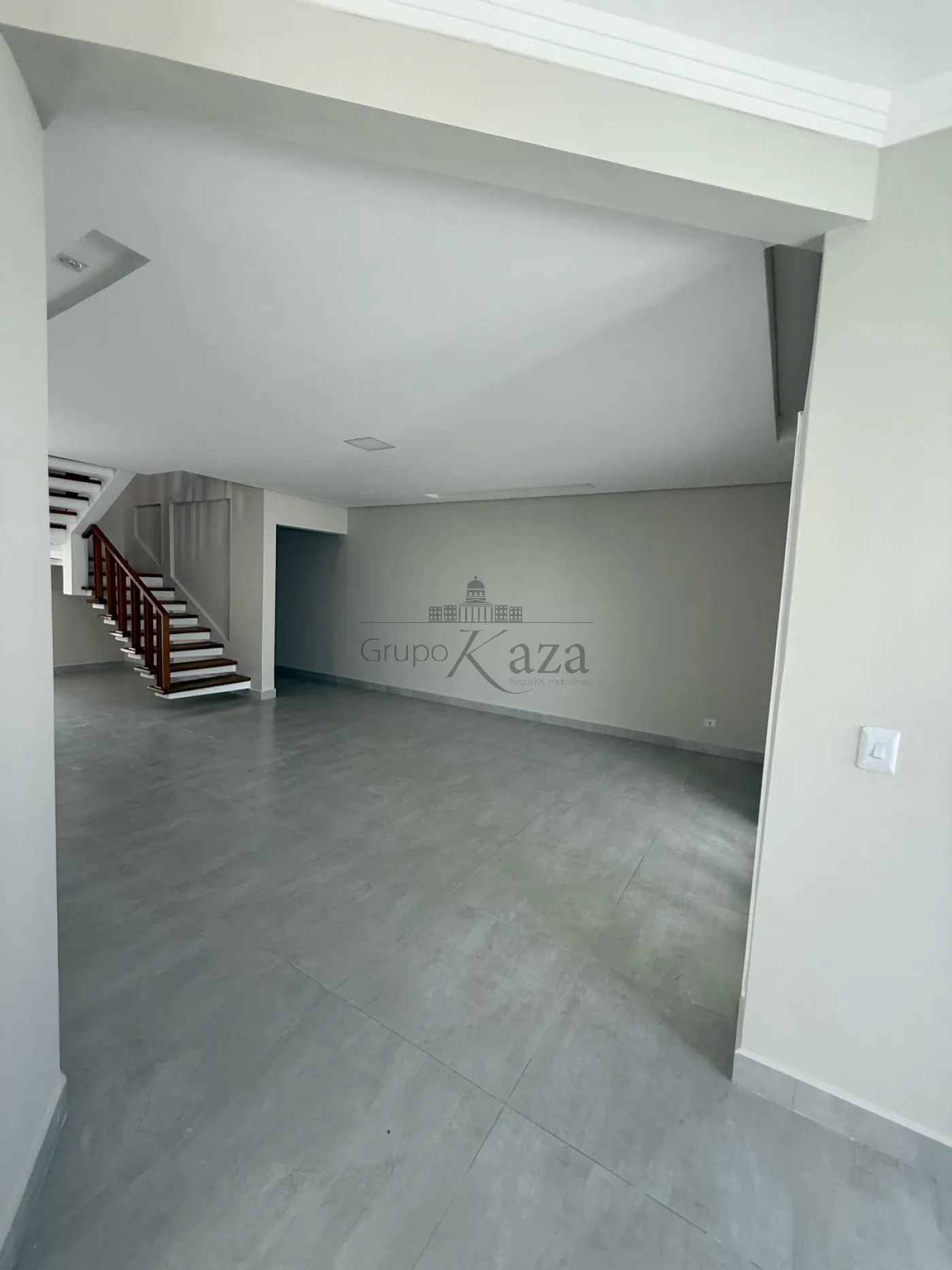 Foto 8 de Casa Padrão em Jardim Altos de Santana I, Jacareí - imagem 8