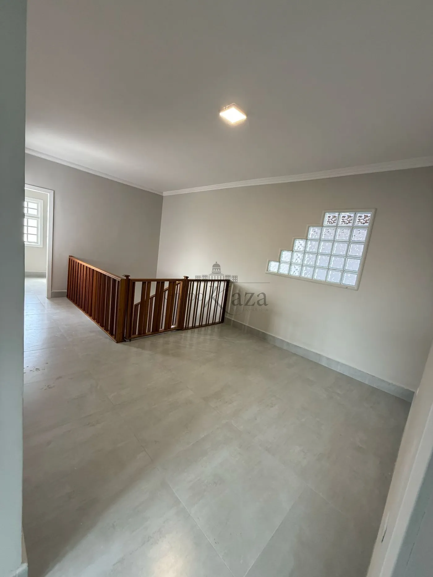 Foto 16 de Casa Padrão em Jardim Altos de Santana I, Jacareí - imagem 16