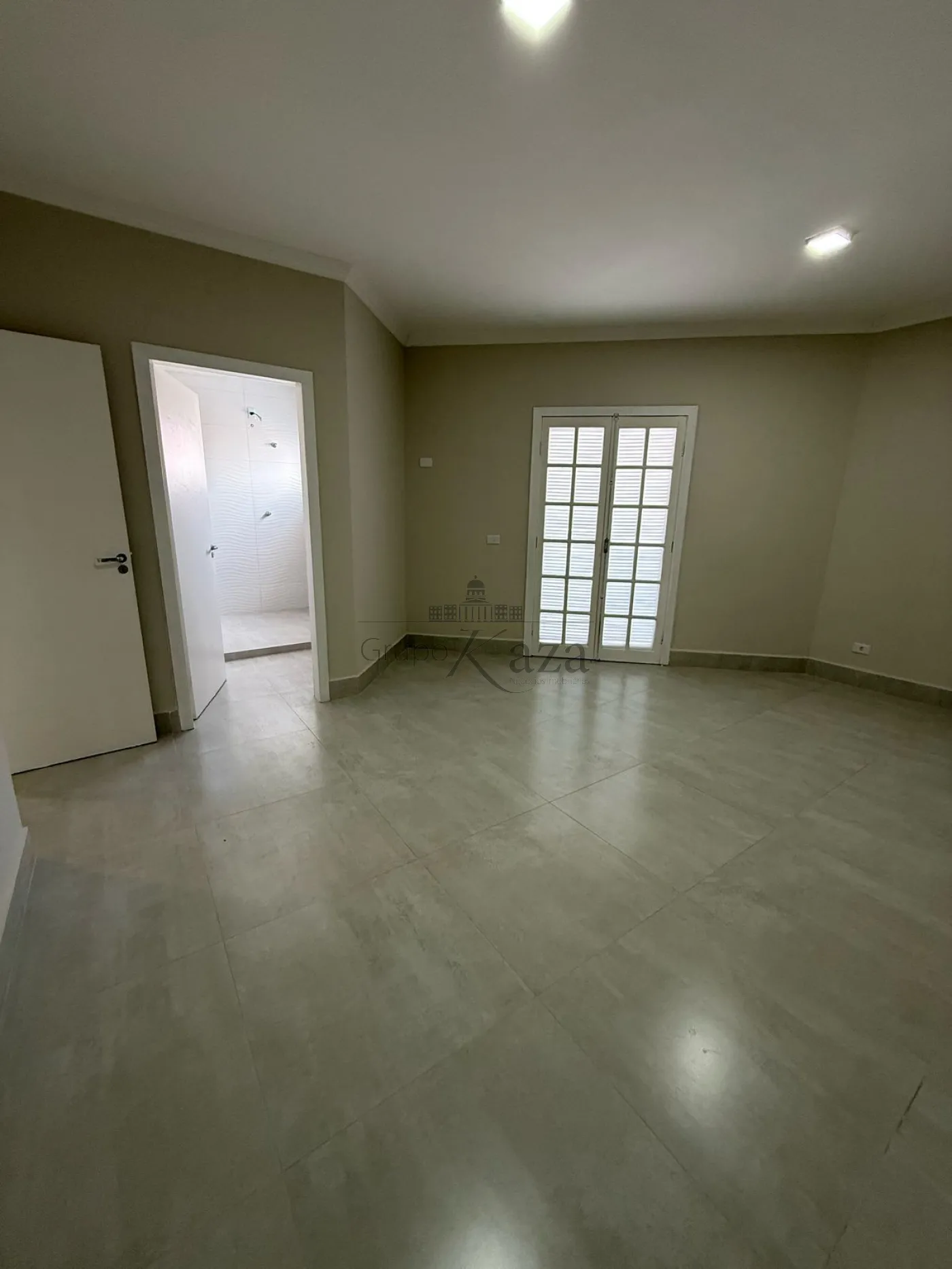 Foto 23 de Casa Padrão em Jardim Altos de Santana I, Jacareí - imagem 23