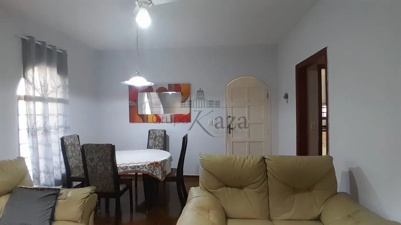 Foto 2 de Casa Padrão em Bosque dos Eucaliptos, São José dos Campos - imagem 2