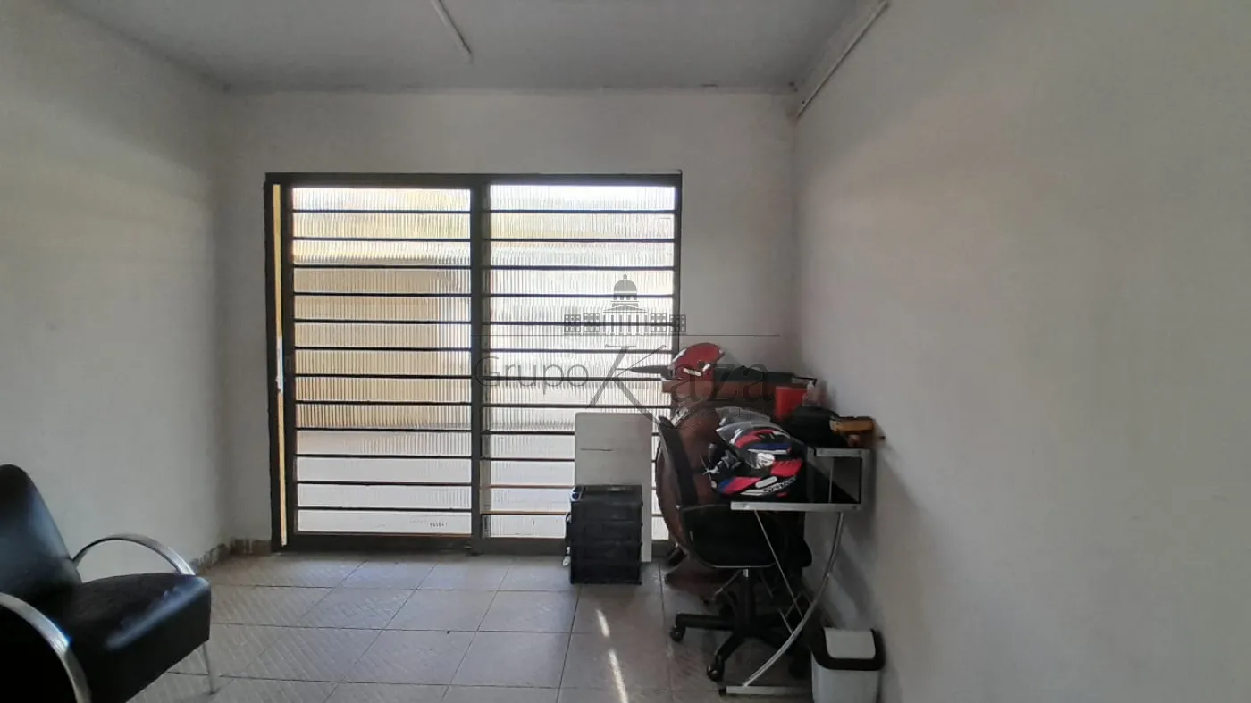 Foto 17 de Casa Padrão em Bosque dos Eucaliptos, São José dos Campos - imagem 17