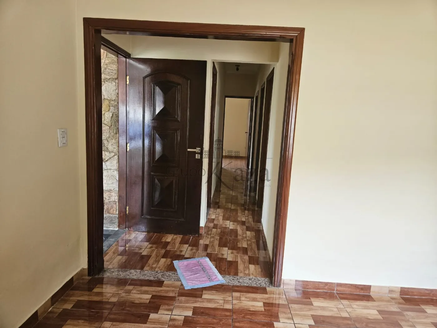 Foto 3 de Casa Padrão em Jardim das Indústrias, São José dos Campos - imagem 3