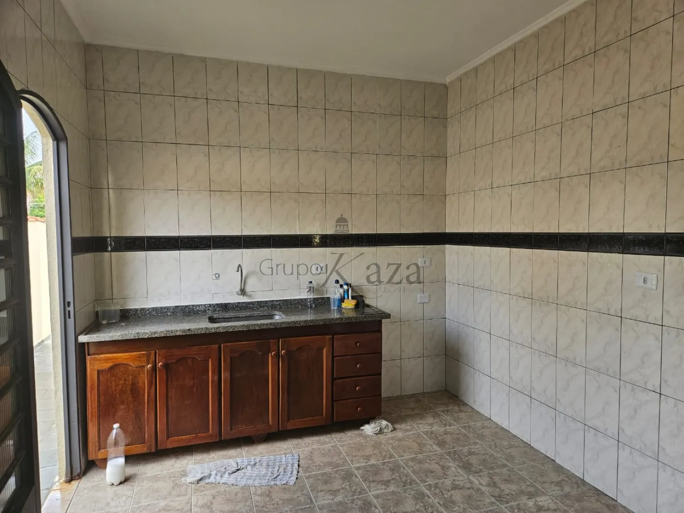 Foto 6 de Casa Padrão em Jardim das Indústrias, São José dos Campos - imagem 6