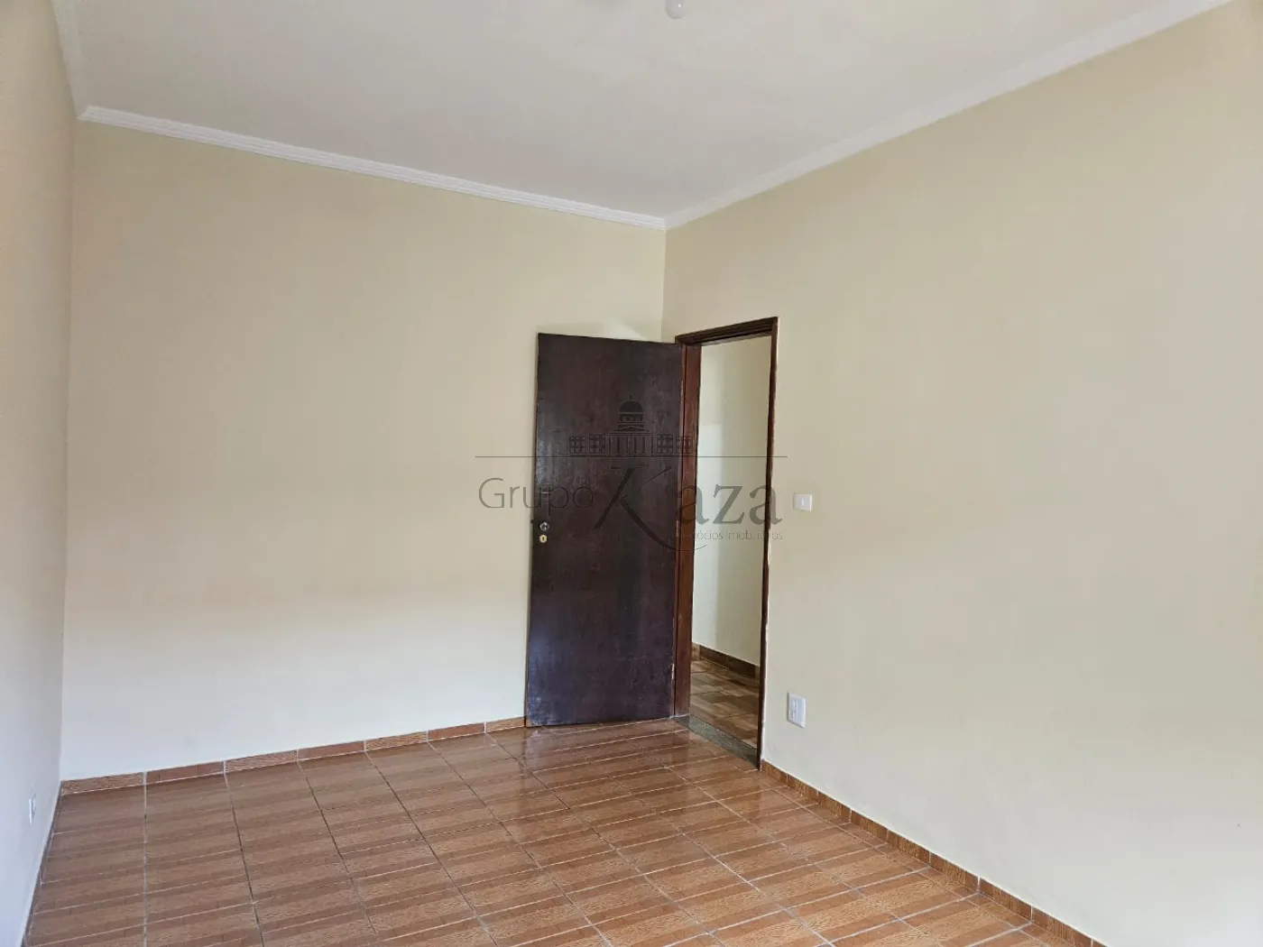 Foto 14 de Casa Padrão em Jardim das Indústrias, São José dos Campos - imagem 14