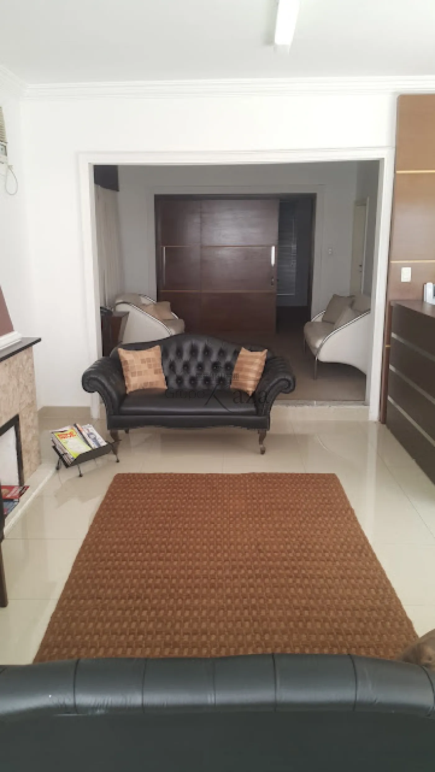 Foto 1 de Casa Padrão em Pacaembu, São Paulo - imagem 1