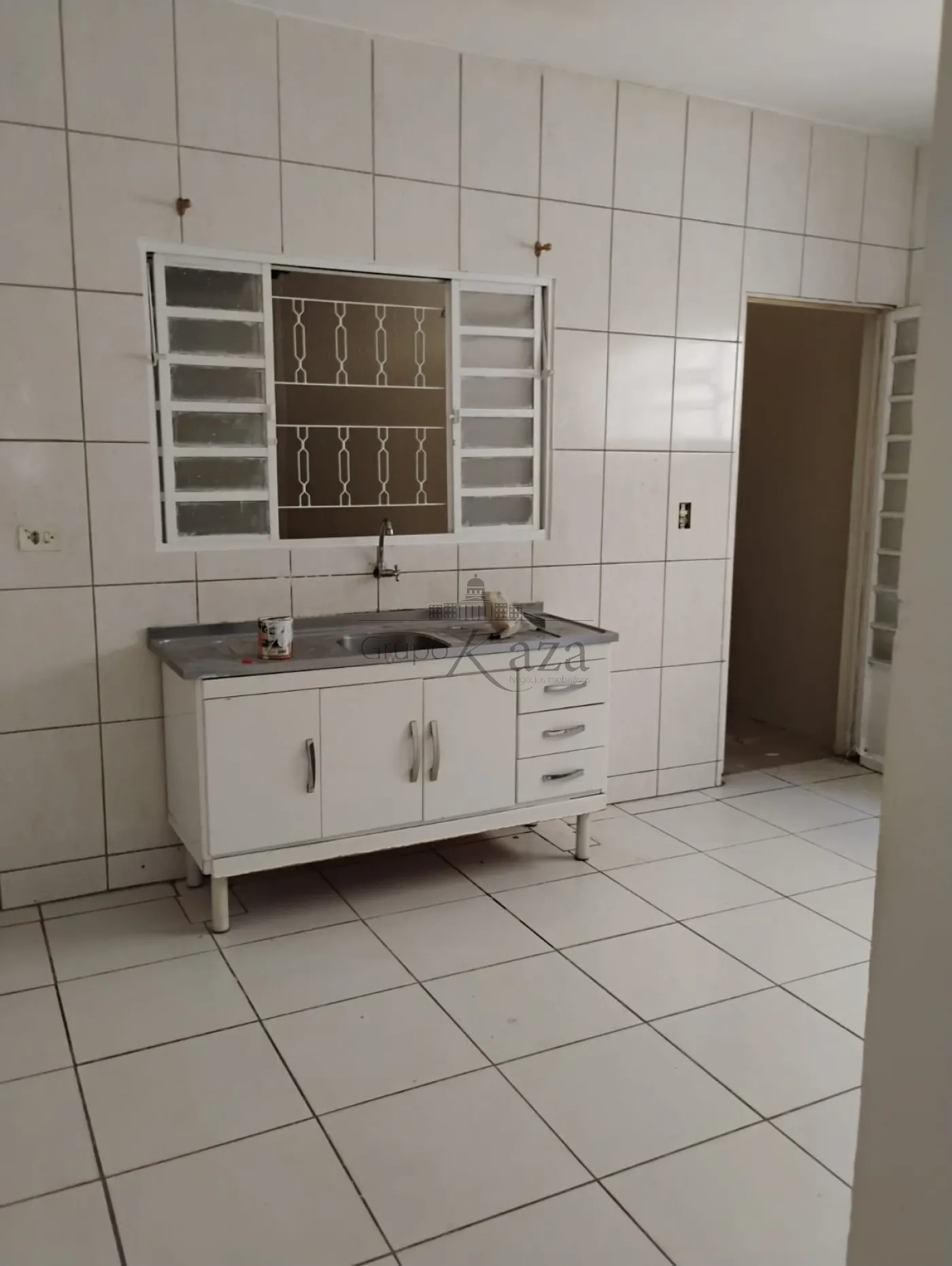 Foto 2 de Casa Padrão em Jardim Santo Onofre, São José dos Campos - imagem 2