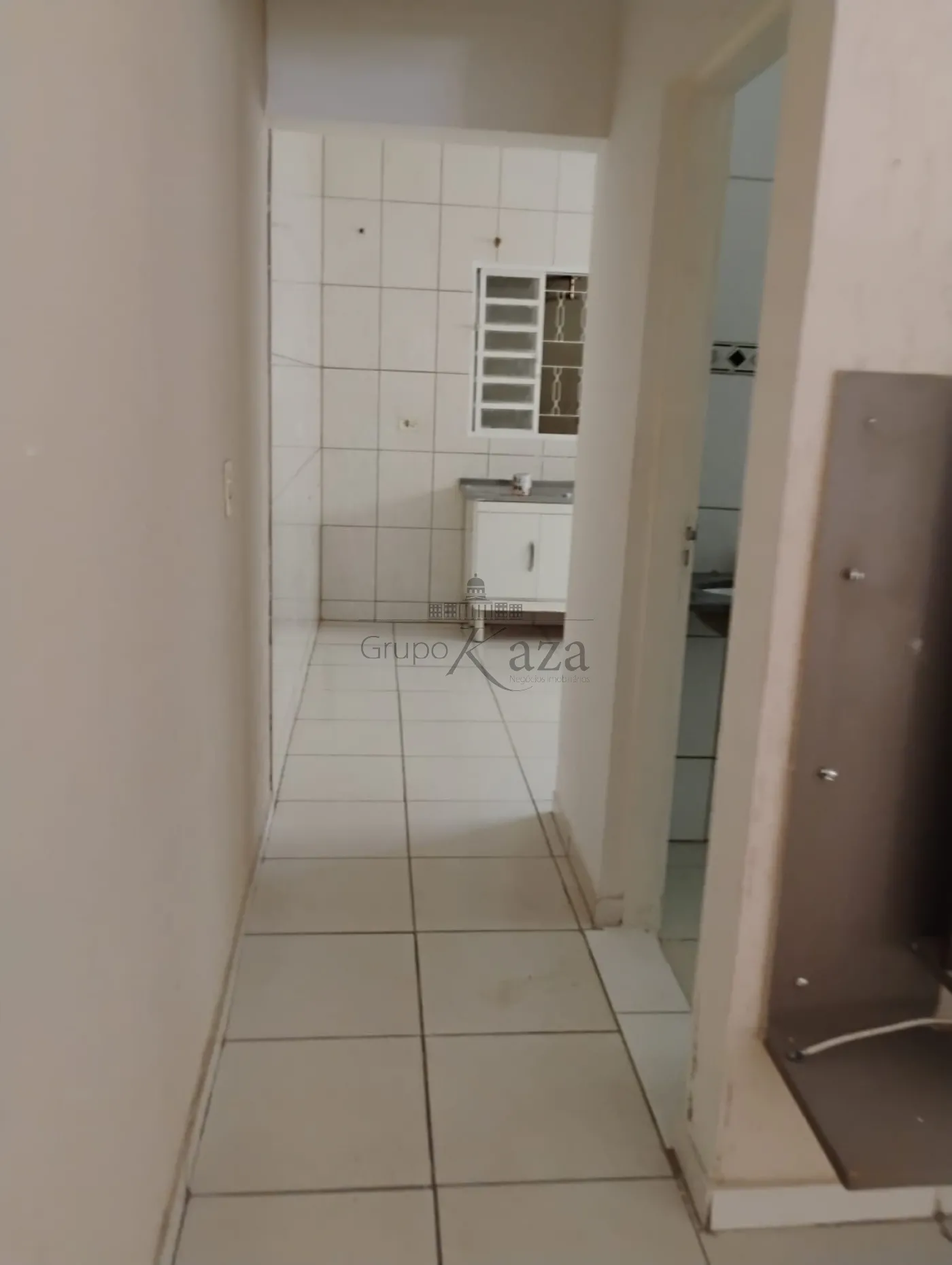 Foto 4 de Casa Padrão em Jardim Santo Onofre, São José dos Campos - imagem 4