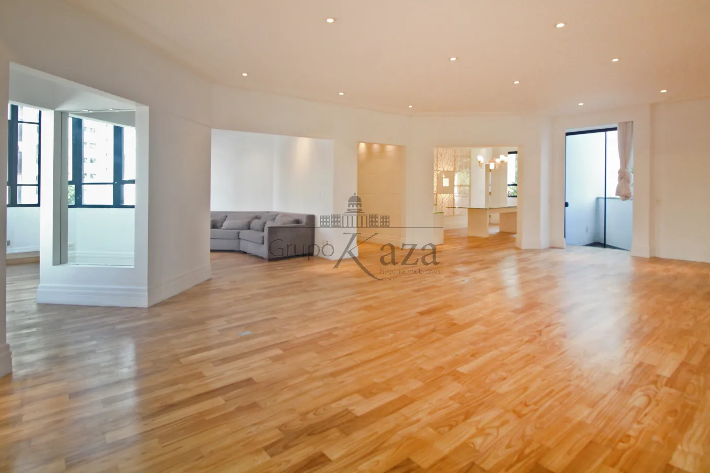 Foto 2 de Apartamento Duplex em Vila Nova Conceição, São Paulo - imagem 2