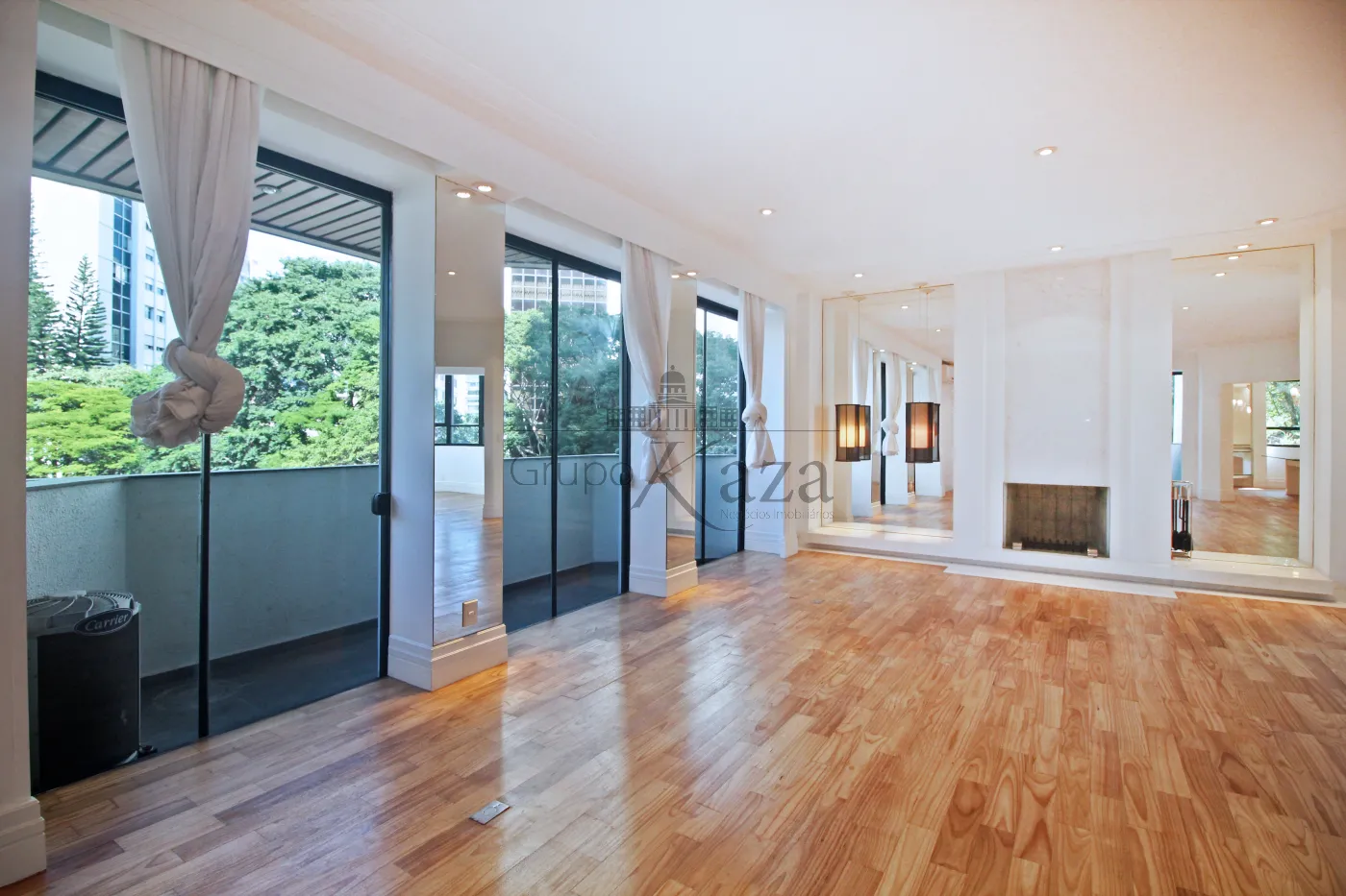 Foto 10 de Apartamento Duplex em Vila Nova Conceição, São Paulo - imagem 10