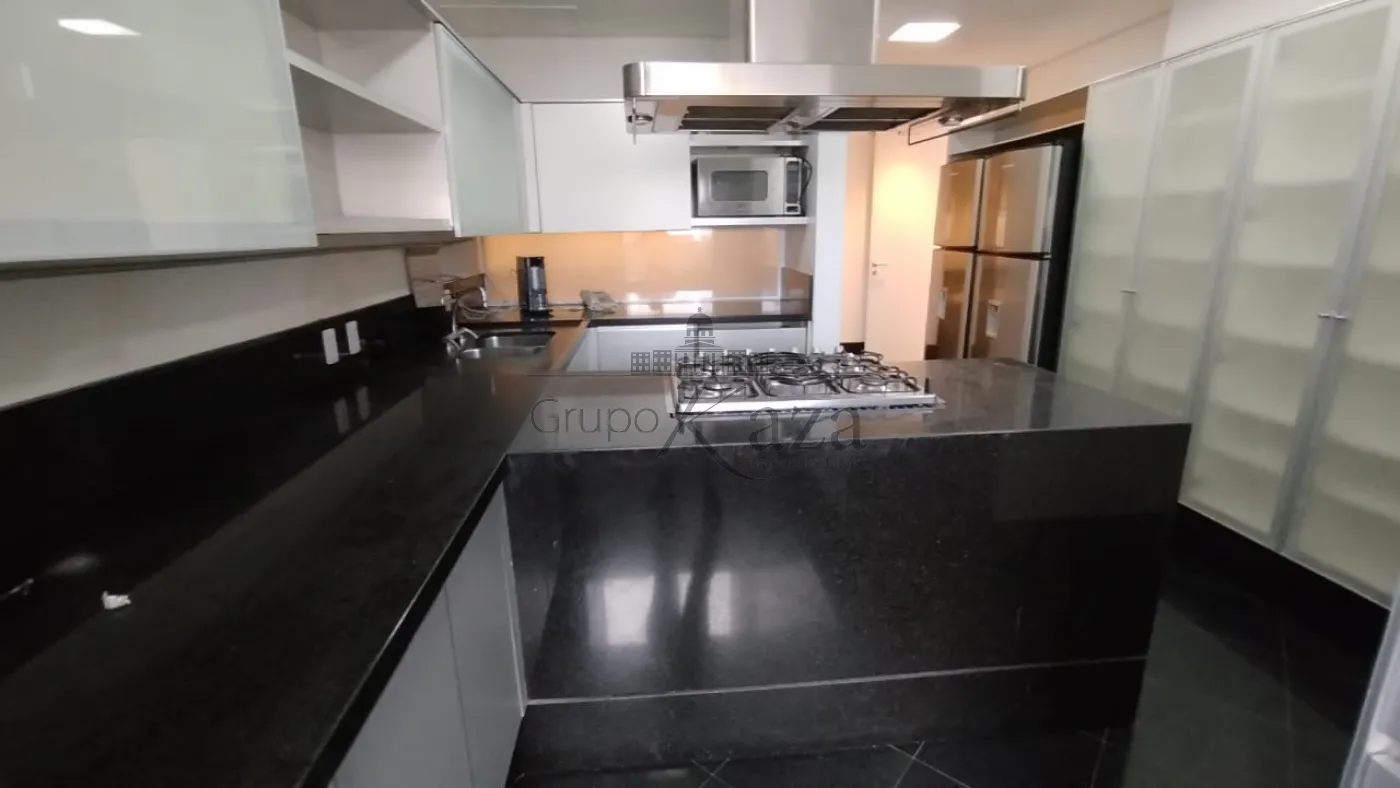 Foto 9 de Apartamento Padrão em Vila Nova Conceição, São Paulo - imagem 9